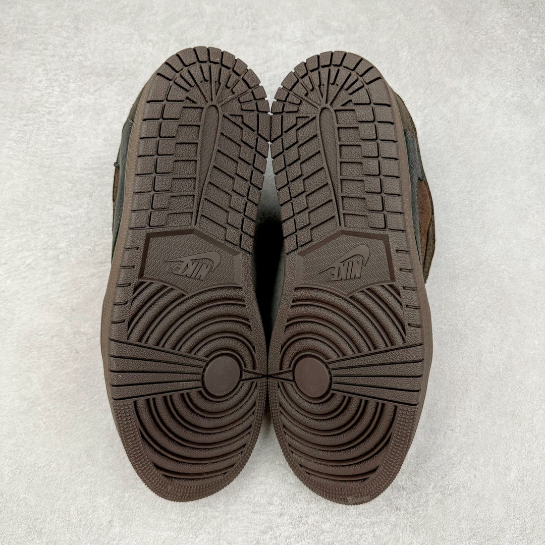 图片[7]-＃PK纯原 Travis Scott x Air Jordan AJ1 Low OG SP TS联名倒钩9.0低帮 黑棕 DM7688-202 圈内最强倒钩系列 高端零售特供批次 产品品控稳定性领先行业 各方面均可对飙L版 良心定价不杀猪 SZ原厂全套原楦原纸板冲刀磨具开发 原厂皮料加持 原厂港宝加持定型后跟R度完美 同源原厂电绣 鬼脸飞翼针数密度立体效果一致 百分百一致原鞋 原厂拉帮工艺 针距密度一致 后跟弧度收口自然不对折 极致一眼正品既视感 进口玻璃冲刀皮料裁剪零毛边 全鞋电脑针车工艺 品控清洁度最高QC检验标准 免检产品 原厂订购鞋盒、鞋标、防尘纸、鞋撑、鞋带 追求极致的原厂味道 尺码：36 36.5 37.5 38 38.5 39 40 40.5 41 42 42.5 43 44 44.5 45 46 47.5-选品中心