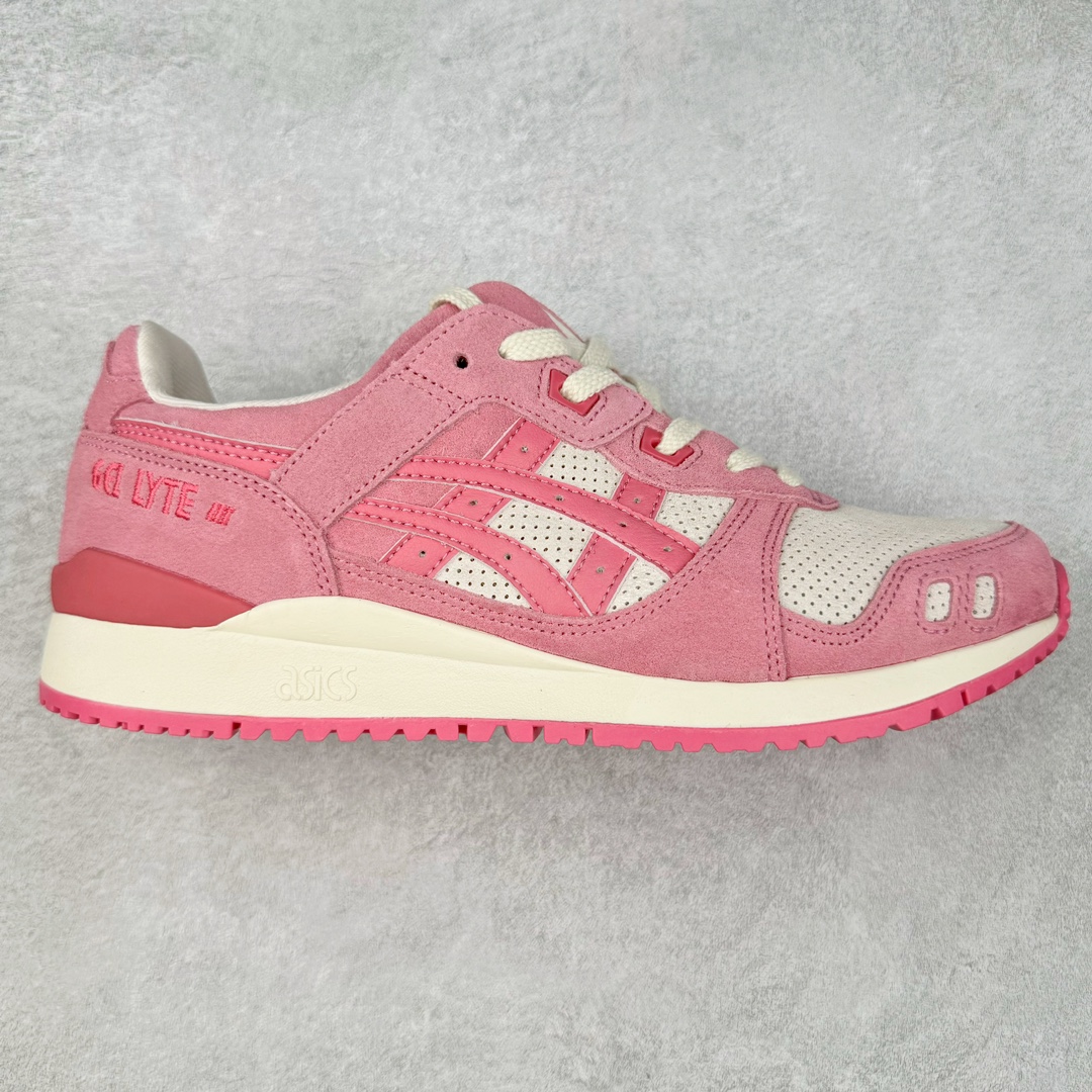 图片[8]-＃纯原福利 Asics Gel-Lyte III 亚瑟士3代系列低帮经典复古休闲运动跑步鞋 伴随着复古跑鞋的再度盛行，让不少运动品牌都将自家经典鞋款重新带回，ASICS 亚瑟士这两年受到众多球鞋爱好者追捧。近期，ASICS 亚瑟士以自己经典的 GEL-LYTE III OG 为蓝本推出了两双全新配色。第一双选择了灰色、藏蓝色和蒂芙尼蓝色拼接呈现，随之妆点一抹粉色，使整双鞋低调又不失细节。材质选择了大面积麂皮与网眼面料打造，保证了质感与透气性兼备。最后以略微泛黄的中底收尾，完善整体设计。另一双以深浅不同的卡其色打造鞋身，缀以淡紫色丰富鞋身细节，想必第一双会更加适合女生上脚。用料与上一双完全相同，提供了优秀的质感。尺码：36 37 37.5 38 39 39.5 40 40.5 41.5 42 42.5 43.5 44 45-选品中心