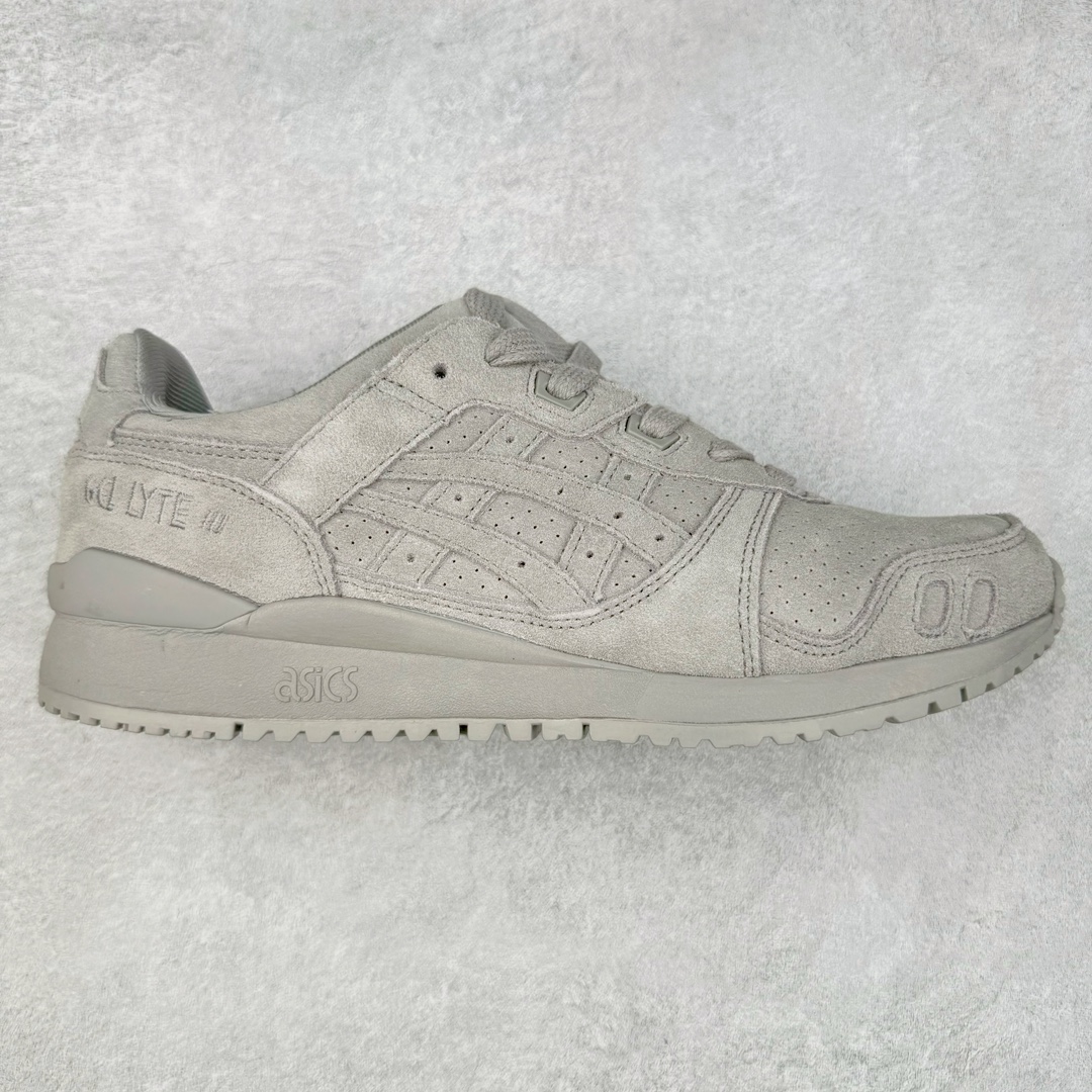 图片[2]-＃纯原福利 Asics Gel-Lyte III 亚瑟士3代系列低帮经典复古休闲运动跑步鞋 伴随着复古跑鞋的再度盛行，让不少运动品牌都将自家经典鞋款重新带回，ASICS 亚瑟士这两年受到众多球鞋爱好者追捧。近期，ASICS 亚瑟士以自己经典的 GEL-LYTE III OG 为蓝本推出了两双全新配色。第一双选择了灰色、藏蓝色和蒂芙尼蓝色拼接呈现，随之妆点一抹粉色，使整双鞋低调又不失细节。材质选择了大面积麂皮与网眼面料打造，保证了质感与透气性兼备。最后以略微泛黄的中底收尾，完善整体设计。另一双以深浅不同的卡其色打造鞋身，缀以淡紫色丰富鞋身细节，想必第一双会更加适合女生上脚。用料与上一双完全相同，提供了优秀的质感。尺码：36 37 37.5 38 39 39.5 40 40.5 41.5 42 42.5 43.5 44 45-选品中心