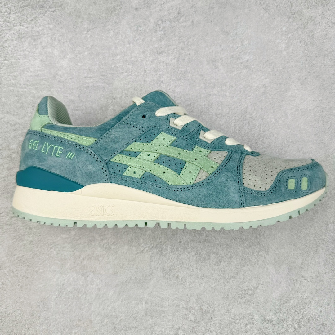 图片[4]-＃纯原福利 Asics Gel-Lyte III 亚瑟士3代系列低帮经典复古休闲运动跑步鞋 伴随着复古跑鞋的再度盛行，让不少运动品牌都将自家经典鞋款重新带回，ASICS 亚瑟士这两年受到众多球鞋爱好者追捧。近期，ASICS 亚瑟士以自己经典的 GEL-LYTE III OG 为蓝本推出了两双全新配色。第一双选择了灰色、藏蓝色和蒂芙尼蓝色拼接呈现，随之妆点一抹粉色，使整双鞋低调又不失细节。材质选择了大面积麂皮与网眼面料打造，保证了质感与透气性兼备。最后以略微泛黄的中底收尾，完善整体设计。另一双以深浅不同的卡其色打造鞋身，缀以淡紫色丰富鞋身细节，想必第一双会更加适合女生上脚。用料与上一双完全相同，提供了优秀的质感。尺码：36 37 37.5 38 39 39.5 40 40.5 41.5 42 42.5 43.5 44 45-选品中心