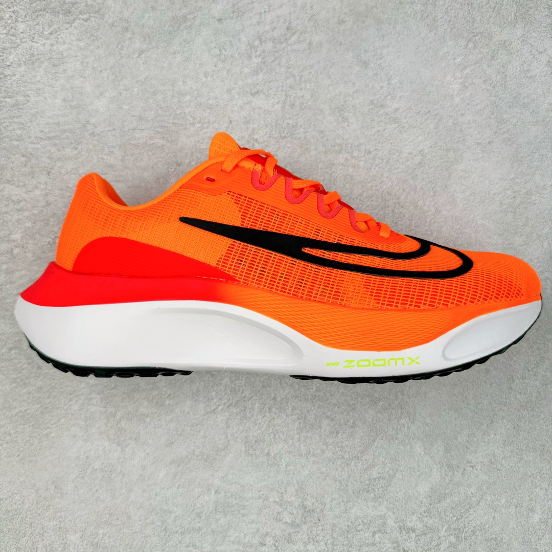 图片[7]-＃特价福利 NK Zoom Fly 5 飞行5代马拉松系列低帮透气休闲运动慢跑鞋 NK旗下跑鞋阵容持续迎来新成员 今回正式登场的鞋型为 Zoom Fly 5 全鞋大量采用回收材料制成 鞋面搭载创新 Flyknit 技术打造的编织网眼 同时考量了舒适、性能与可持续性 采用大型 ZoomX 中底与 Swoosh 徽标注入等变化 鞋侧还有「Push Limits + Break Barriers」字样叙述 尺码：36 36.5 37.5 38 38.5 39 40 40.5 41 42 42.5 43 44 44.5 45-选品中心