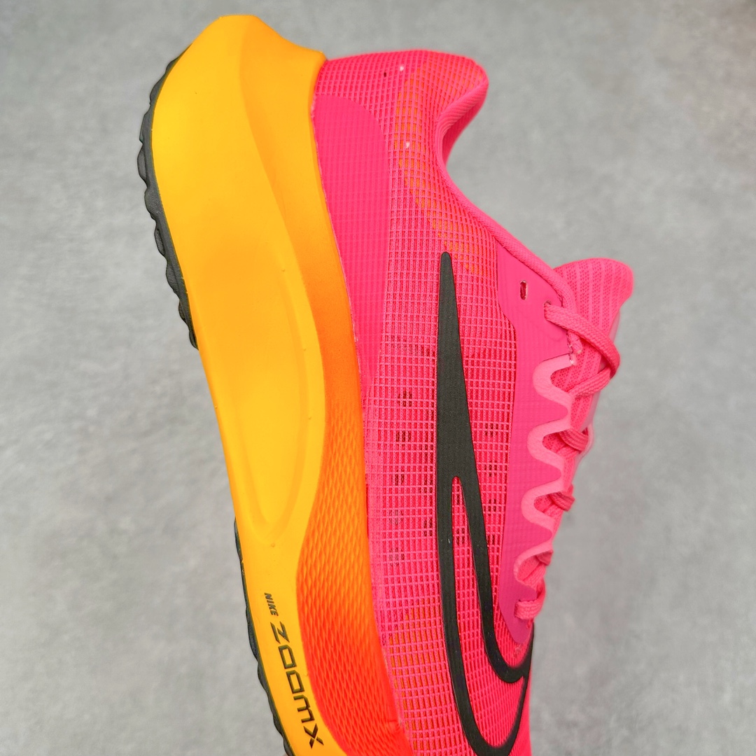 图片[6]-＃特价福利 NK Zoom Fly 5 飞行5代马拉松系列低帮透气休闲运动慢跑鞋 NK旗下跑鞋阵容持续迎来新成员 今回正式登场的鞋型为 Zoom Fly 5 全鞋大量采用回收材料制成 鞋面搭载创新 Flyknit 技术打造的编织网眼 同时考量了舒适、性能与可持续性 采用大型 ZoomX 中底与 Swoosh 徽标注入等变化 鞋侧还有「Push Limits + Break Barriers」字样叙述 尺码：36 36.5 37.5 38 38.5 39 40 40.5 41 42 42.5 43 44 44.5 45-选品中心