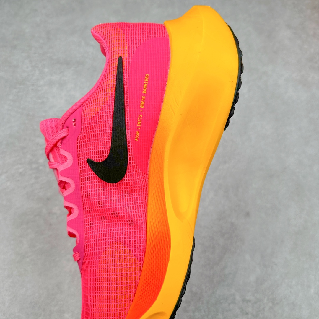 图片[7]-＃特价福利 NK Zoom Fly 5 飞行5代马拉松系列低帮透气休闲运动慢跑鞋 NK旗下跑鞋阵容持续迎来新成员 今回正式登场的鞋型为 Zoom Fly 5 全鞋大量采用回收材料制成 鞋面搭载创新 Flyknit 技术打造的编织网眼 同时考量了舒适、性能与可持续性 采用大型 ZoomX 中底与 Swoosh 徽标注入等变化 鞋侧还有「Push Limits + Break Barriers」字样叙述 尺码：36 36.5 37.5 38 38.5 39 40 40.5 41 42 42.5 43 44 44.5 45-选品中心