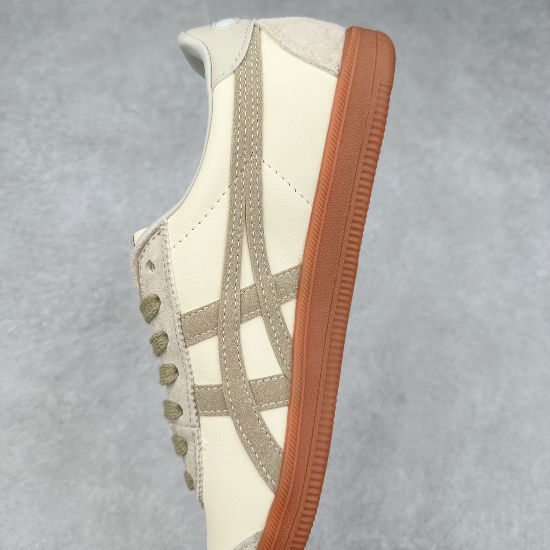 图片[7]-＃特价福利 Asics Onitsuka Tige TOKUTEN 亚瑟士鬼冢虎男女士复古跑鞋街拍潮鞋低帮板鞋经典款中性复古运动鞋 轻盈舒适 时尚与复古与一体 轻盈的款式 适合夏天~简单的设定配合修长的线条 全鞋身均以麖皮打造 散发着日本新一代的潮流品味 无论配衬任何造型都能胜任 Tokuten 精神来自80年代的室内用鞋 T-TOE前足补强设计 环状中底底部结构 橡胶大底元素 防滑耐磨的同时保持着鞋子的轻盈 并提供良好牵引力 脚感柔软舒适 长时间行走也不会觉得脚部不适 经典复刻款 休闲百搭 中性款男女都可穿 尺码：36 37 37.5 38 39 40.5 41.5 42 42.5 43.5 44 45-选品中心