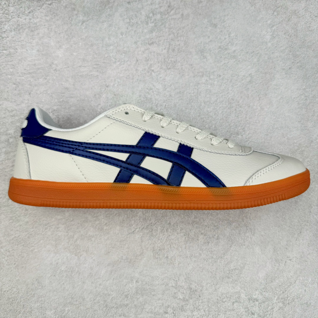 ＃特价福利 Asics Onitsuka Tige TOKUTEN 亚瑟士鬼冢虎男女士复古跑鞋街拍潮鞋低帮板鞋经典款中性复古运动鞋 轻盈舒适 时尚与复古与一体 轻盈的款式 适合夏天~简单的设定配合修长的线条 全鞋身均以麖皮打造 散发着日本新一代的潮流品味 无论配衬任何造型都能胜任 Tokuten 精神来自80年代的室内用鞋 T-TOE前足补强设计 环状中底底部结构 橡胶大底元素 防滑耐磨的同时保持着鞋子的轻盈 并提供良好牵引力 脚感柔软舒适 长时间行走也不会觉得脚部不适 经典复刻款 休闲百搭 中性款男女都可穿 尺码：36 37 37.5 38 39 40.5 41.5 42 42.5 43.5 44 45-选品中心