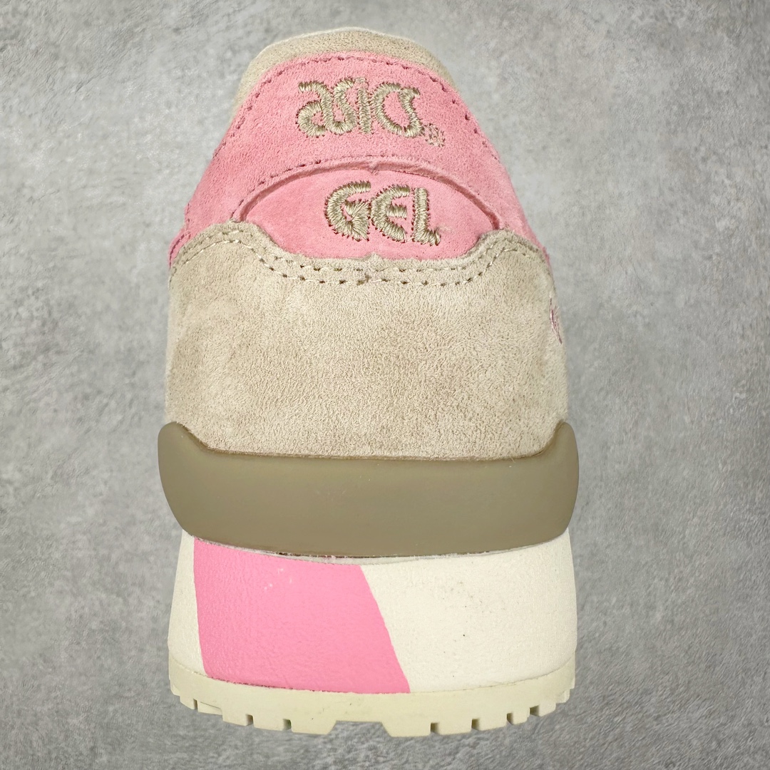 图片[8]-＃纯原福利 Asics Gel-Lyte III 亚瑟士3代系列低帮经典复古休闲运动跑步鞋 伴随着复古跑鞋的再度盛行，让不少运动品牌都将自家经典鞋款重新带回，ASICS 亚瑟士这两年受到众多球鞋爱好者追捧。近期，ASICS 亚瑟士以自己经典的 GEL-LYTE III OG 为蓝本推出了两双全新配色。第一双选择了灰色、藏蓝色和蒂芙尼蓝色拼接呈现，随之妆点一抹粉色，使整双鞋低调又不失细节。材质选择了大面积麂皮与网眼面料打造，保证了质感与透气性兼备。最后以略微泛黄的中底收尾，完善整体设计。另一双以深浅不同的卡其色打造鞋身，缀以淡紫色丰富鞋身细节，想必第一双会更加适合女生上脚。用料与上一双完全相同，提供了优秀的质感。尺码：36 37 37.5 38 39 39.5 40 40.5 41.5 42 42.5 43.5 44 45-选品中心