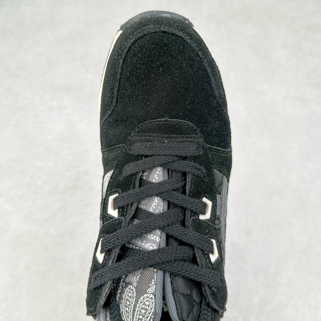 图片[4]-＃纯原福利 Asics Gel-Lyte III 亚瑟士3代系列低帮经典复古休闲运动跑步鞋 伴随着复古跑鞋的再度盛行，让不少运动品牌都将自家经典鞋款重新带回，ASICS 亚瑟士这两年受到众多球鞋爱好者追捧。近期，ASICS 亚瑟士以自己经典的 GEL-LYTE III OG 为蓝本推出了两双全新配色。第一双选择了灰色、藏蓝色和蒂芙尼蓝色拼接呈现，随之妆点一抹粉色，使整双鞋低调又不失细节。材质选择了大面积麂皮与网眼面料打造，保证了质感与透气性兼备。最后以略微泛黄的中底收尾，完善整体设计。另一双以深浅不同的卡其色打造鞋身，缀以淡紫色丰富鞋身细节，想必第一双会更加适合女生上脚。用料与上一双完全相同，提供了优秀的质感。尺码：36 37 37.5 38 39 39.5 40 40.5 41.5 42 42.5 43.5 44 45-选品中心