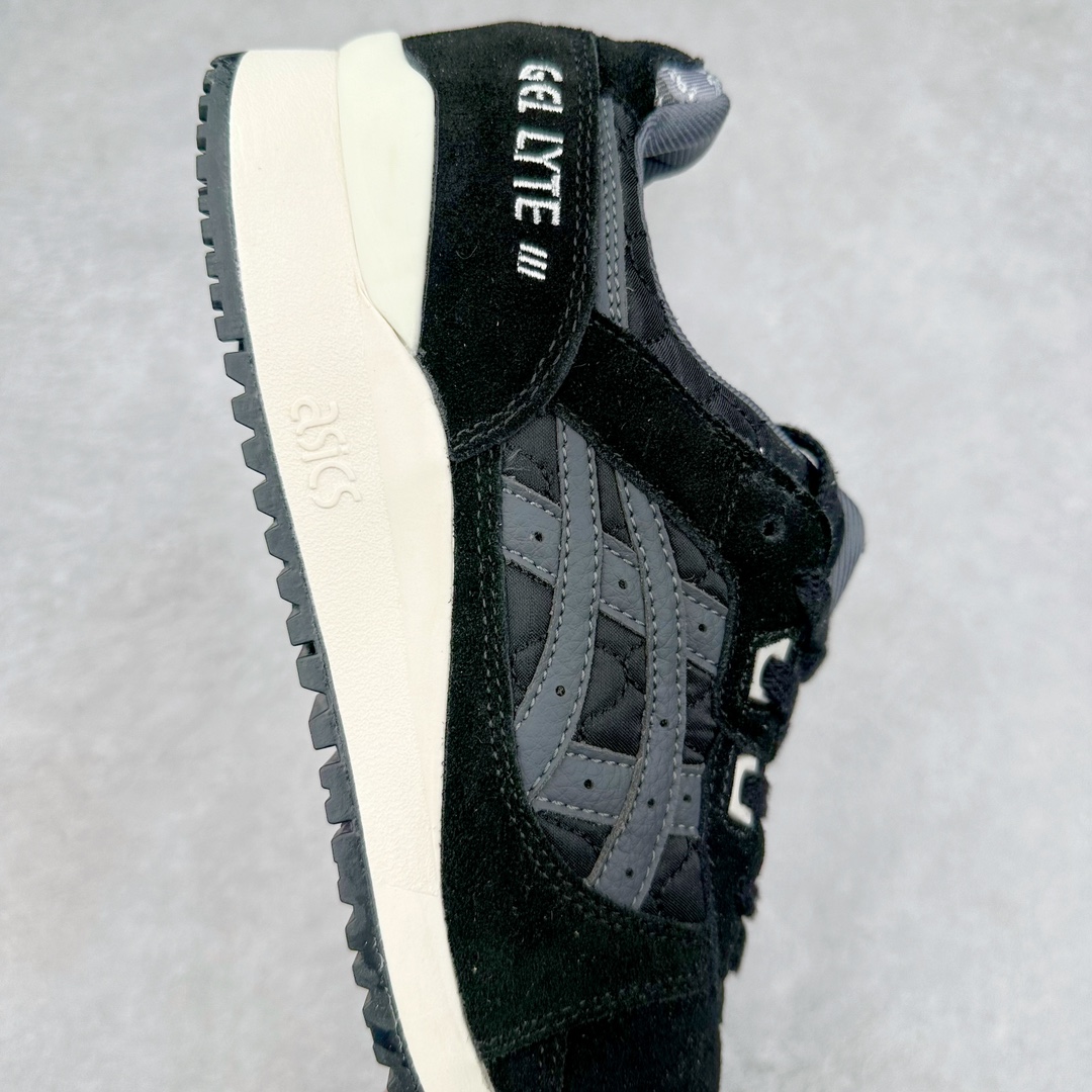 图片[6]-＃纯原福利 Asics Gel-Lyte III 亚瑟士3代系列低帮经典复古休闲运动跑步鞋 伴随着复古跑鞋的再度盛行，让不少运动品牌都将自家经典鞋款重新带回，ASICS 亚瑟士这两年受到众多球鞋爱好者追捧。近期，ASICS 亚瑟士以自己经典的 GEL-LYTE III OG 为蓝本推出了两双全新配色。第一双选择了灰色、藏蓝色和蒂芙尼蓝色拼接呈现，随之妆点一抹粉色，使整双鞋低调又不失细节。材质选择了大面积麂皮与网眼面料打造，保证了质感与透气性兼备。最后以略微泛黄的中底收尾，完善整体设计。另一双以深浅不同的卡其色打造鞋身，缀以淡紫色丰富鞋身细节，想必第一双会更加适合女生上脚。用料与上一双完全相同，提供了优秀的质感。尺码：36 37 37.5 38 39 39.5 40 40.5 41.5 42 42.5 43.5 44 45-选品中心