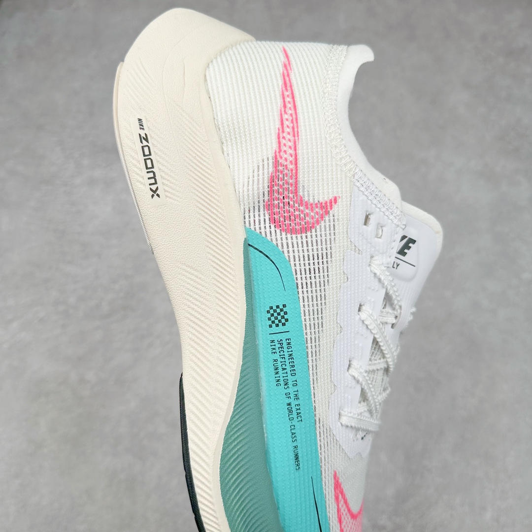 图片[6]-＃特价福利 NK ZoomX Vaporfly Next% 破2马拉松跑鞋 细节整体升级 这款next%和上一款4%的鞋最大区的别于在鞋面面料 鞋面使用了全新 Vaporweave 科技 这种类似蝉翼的材质相比 Flyknit 更加轻薄透气 非对称的鞋带系统和泡棉护垫的加入令舒适度更高 鞋头辅以超大的 Swoosh 点缀 再配上流线型外观设计 时尚感十足 尺码：36 36.5 37.5 38 38.5 39 40 40.5 41 42 42.5 43 44 44.5 45-选品中心