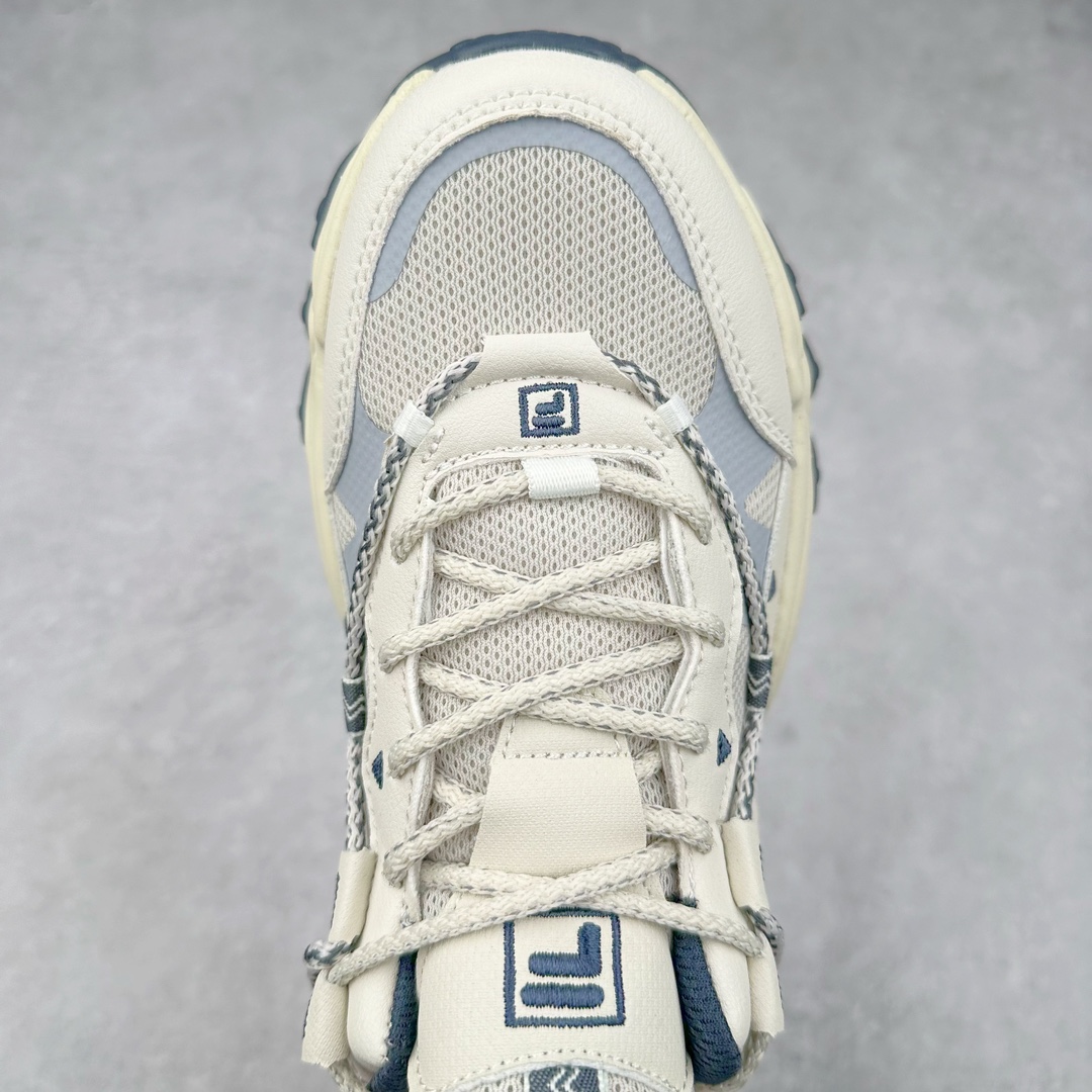 图片[4]-FILA FUSION Fluid 斐乐摩登潮牌防滑耐磨轻便运动鞋 FUSION 系列传承了 FILA 的百年基因，融入年轻运动及潮流文化，成为引领变革、创新突破的一代。以“1+N” 的跨界合作模式重现经典的同时创造经典。带来最出其不意的跨界合作惊喜。同时，FILAFUSION把FILA 的 DNA 融入到定制体验里，你可以随心制造厲于你的产品。FILA FUSION 的鞋家族涵盖了老爹鞋、跑步鞋、网球鞋、季节款。风格复古新潮，满足了时尚人士出行及各类运动的搭配需求，成为当下年轻人筷拥的鞋类品牌之一。FILA FUSION 走进年轻人的世界，通过年轻人运动，街舞，滑板，篮球，展现 FILA FUSION 的潮流态度和年轻文化。FILA FUSION 认为末来属于引领变革、创新突破的年轻一代，让我们一起构成 FILA 未来的蓝图吧！尺码：35.5 36 36.5 37.5 38 38.5 39 40 40.5 41 42 42.5 43 44 44.5 45 45.5-选品中心