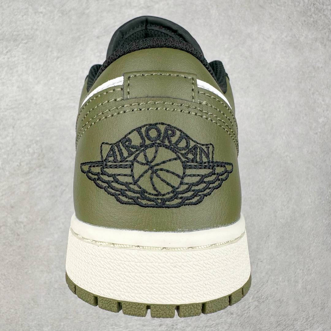 图片[8]-＃DT纯原 Air Jordan AJ1 Low 低帮 白黑绿 553558-092 终端优势供应 市面中低帮最具代表性版本没有之一 口碑大厂出品 品控大底版型不断改良更新 全套原纸板楦头开发 确保原汁原味 完美呈现版型 完美零毛边处理 原厂内置全掌气垫 价格定位良心 平台专用代工流水线出品 一眼公司既视感 拿到手的一瞬间就与众不同 碾压市面所有版本 全部原鞋开发 每一个配色都会采购原鞋确认细节 打破市面看图做货无好货之说 尺码：35.5 36 36.5 37.5 38 38.5 39 40 40.5 41 42 42.5 43 44 44.5 45 46-选品中心