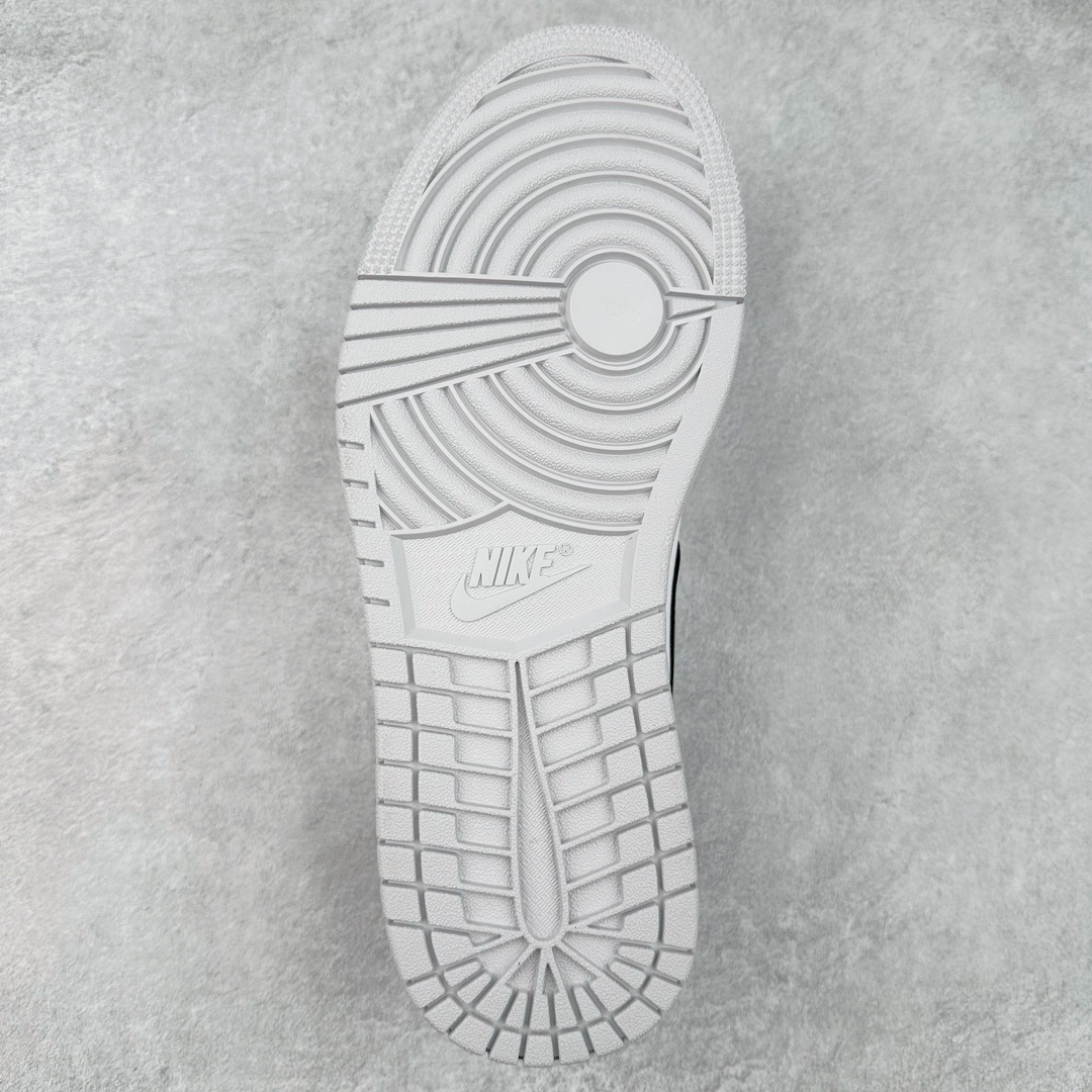 图片[9]-＃K版 Air Jordan AJ1 Low 低帮 FB9933-102 全新流水线出品 DT版本唯一平替选择 市场第二梯队最强版 全部原鞋开发 原楦原纸板开发 全鞋电脑针车 原厂内置全掌气垫 原盒内在原标 唯一Zp原版鞋带绑法 免检产品 全新2022版型 全头层皮料 完美零毛边处理 原厂配置全掌气垫 价格定位良心 几十个配色陆续出货 尺码：36 36.5 37.5 38 38.5 39 40 40.5 41 42 42.5 43 44 44.5 45 46 47.5-选品中心