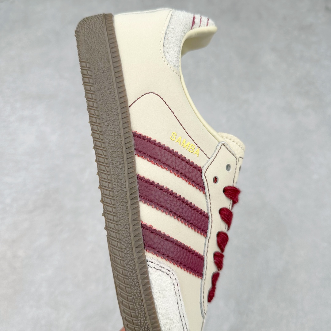 图片[6]-AD Original Samba OG 复古经典轻便板鞋 IG1987 这款桑巴鞋展示了高质量的工艺 带有装饰的超锁缝制和无缝的手感 柔软、柔软的皮革造型和标志性的3条纹完成了精致的外观 正规合身鞋带 鞋面上有绒面鞋垫 橡胶鞋底 享受正畸套筒软感 自50年代首次亮相以来就一直在赢得粉丝的青睐 尺码：36 36.5 37.5 38 38.5 39 40 40.5 41 42 42.5 43 44 44.5 45-选品中心