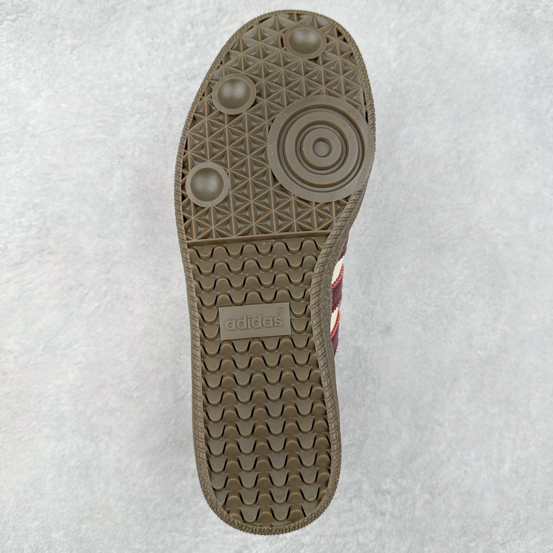 图片[9]-AD Original Samba OG 复古经典轻便板鞋 IG1987 这款桑巴鞋展示了高质量的工艺 带有装饰的超锁缝制和无缝的手感 柔软、柔软的皮革造型和标志性的3条纹完成了精致的外观 正规合身鞋带 鞋面上有绒面鞋垫 橡胶鞋底 享受正畸套筒软感 自50年代首次亮相以来就一直在赢得粉丝的青睐 尺码：36 36.5 37.5 38 38.5 39 40 40.5 41 42 42.5 43 44 44.5 45-选品中心