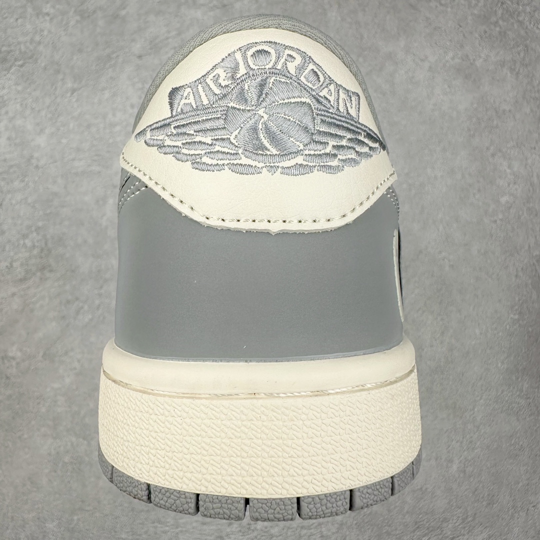 图片[8]-TS x Air Jordan AJ1 Low 倒钩低帮联名定制配色 JH6088-612 原厂内置气垫魔块 A模大底 头层小牛皮 鞋舌AJ原厂专用牛津布+AJ专用反口珍珠布+原厂无杂质高弹内里海棉+特殊封边弹力鞋带 尺码：36 36.5 37.5 38 38.5 39 40 40.5 41 42 42.5 43 44 44.5 45 46 47.5-选品中心