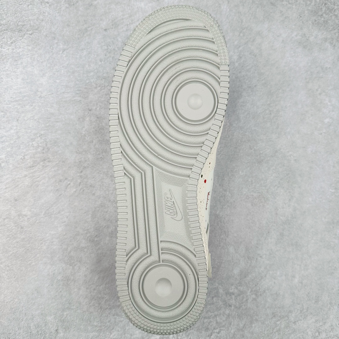 图片[9]-NK Air Force 1´07 Low 空军一号低帮百搭休闲运动板鞋 FB1893-333 柔软、弹性十足的缓震性能和出色的中底设计 横跨复古与现代的外型结合 造就出风靡全球 三十多年的Force 1 直到今天还深受青睐 尺码：36 36.5 37.5 38 38.5 39 40 40.5 41 42 42.5 43 44 44.5 45-选品中心