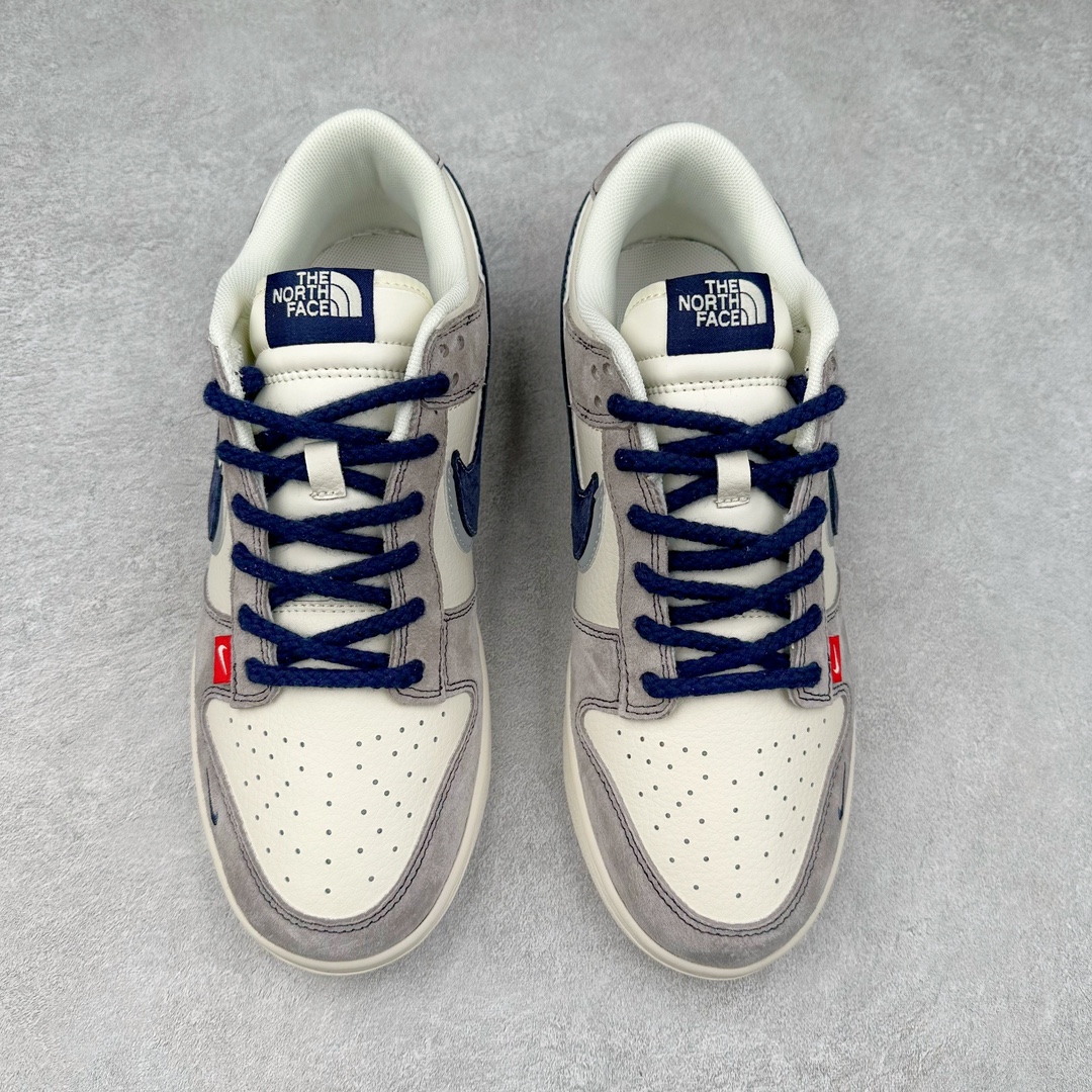 图片[2]-NK Dunk Low 定制配色 SJ1089-010 大厂出品 极力推荐 原装头层材料 独家版型蒸餾加工帶來的是更好的视觉和脚感体验大厂纯原品质出货 清洁度 电绣工艺 皮料切割干净无任何毛边 细节完美 尺码：36 36.5 37.5 38 38.5 39 40 40.5 41 42 42.5 43 44 44.5 45 46 47.5-选品中心