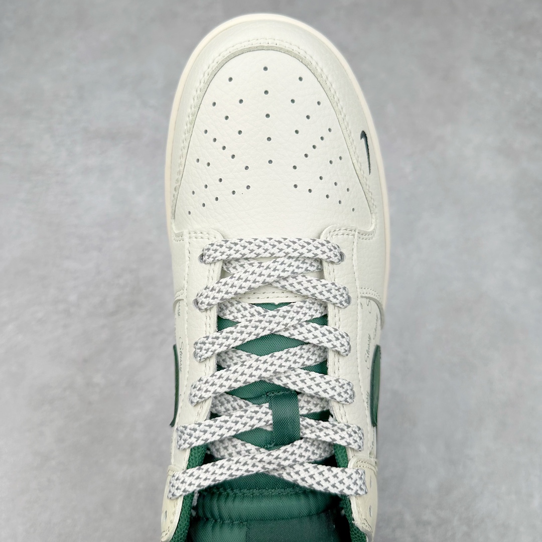 图片[4]-NK Dunk Low 定制配色 XY1688-013 大厂出品 极力推荐 原装头层材料 独家版型蒸餾加工帶來的是更好的视觉和脚感体验大厂纯原品质出货 清洁度 电绣工艺 皮料切割干净无任何毛边 细节完美 尺码：36 36.5 37.5 38 38.5 39 40 40.5 41 42 42.5 43 44 44.5 45 46 47.5-选品中心