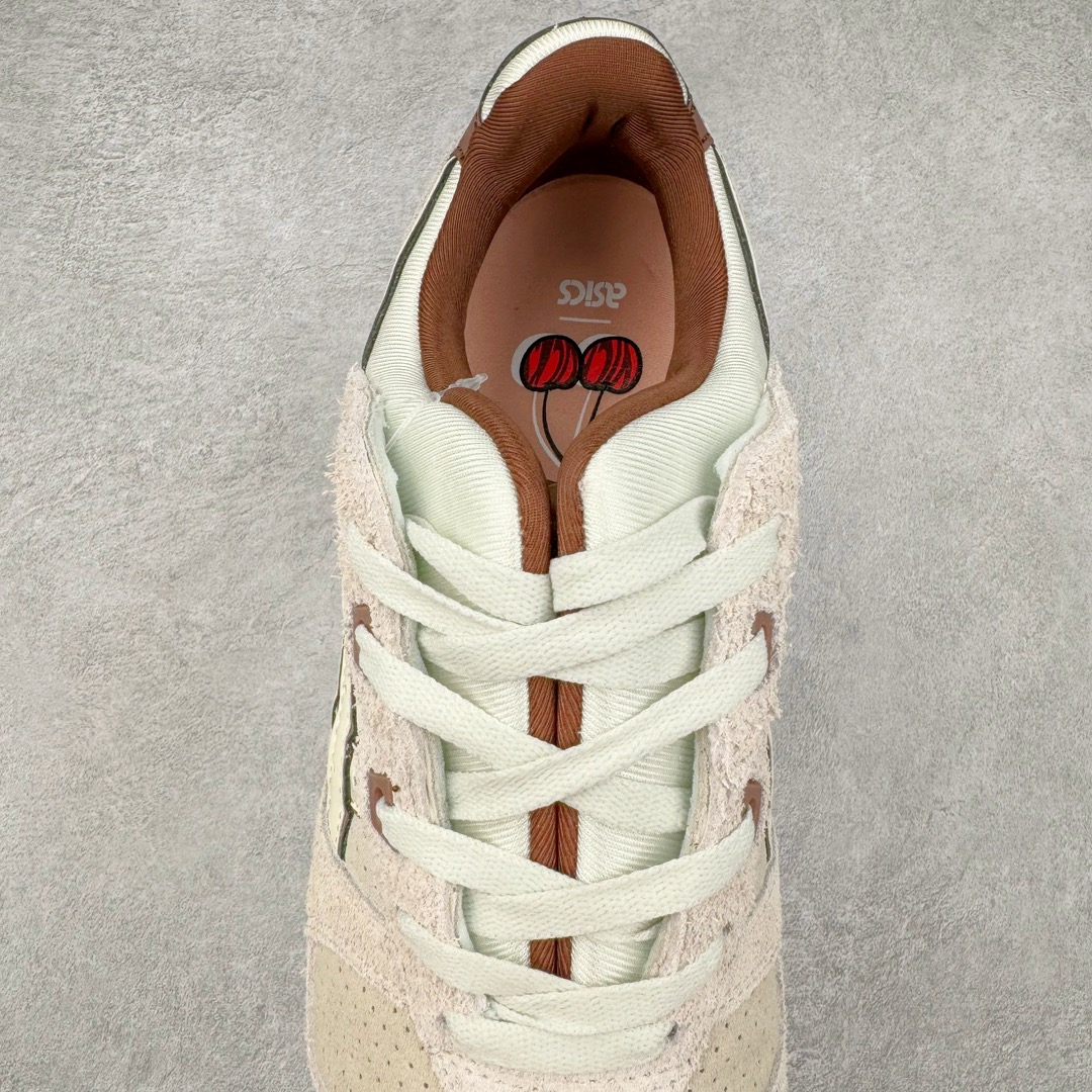 图片[5]-＃纯原福利 Asics Gel-Lyte III 亚瑟士3代系列低帮经典复古休闲运动跑步鞋 伴随着复古跑鞋的再度盛行，让不少运动品牌都将自家经典鞋款重新带回，ASICS 亚瑟士这两年受到众多球鞋爱好者追捧。近期，ASICS 亚瑟士以自己经典的 GEL-LYTE III OG 为蓝本推出了两双全新配色。第一双选择了灰色、藏蓝色和蒂芙尼蓝色拼接呈现，随之妆点一抹粉色，使整双鞋低调又不失细节。材质选择了大面积麂皮与网眼面料打造，保证了质感与透气性兼备。最后以略微泛黄的中底收尾，完善整体设计。另一双以深浅不同的卡其色打造鞋身，缀以淡紫色丰富鞋身细节，想必第一双会更加适合女生上脚。用料与上一双完全相同，提供了优秀的质感。尺码：36 37 37.5 38 39 39.5 40 40.5 41.5 42 42.5 43.5 44 45-选品中心