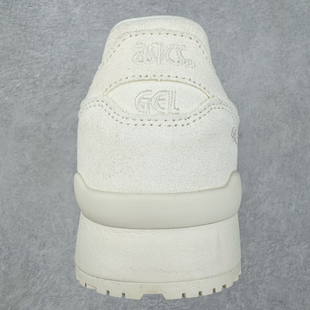 图片[8]-＃纯原福利 Asics Gel-Lyte III 亚瑟士3代系列低帮经典复古休闲运动跑步鞋 伴随着复古跑鞋的再度盛行，让不少运动品牌都将自家经典鞋款重新带回，ASICS 亚瑟士这两年受到众多球鞋爱好者追捧。近期，ASICS 亚瑟士以自己经典的 GEL-LYTE III OG 为蓝本推出了两双全新配色。第一双选择了灰色、藏蓝色和蒂芙尼蓝色拼接呈现，随之妆点一抹粉色，使整双鞋低调又不失细节。材质选择了大面积麂皮与网眼面料打造，保证了质感与透气性兼备。最后以略微泛黄的中底收尾，完善整体设计。另一双以深浅不同的卡其色打造鞋身，缀以淡紫色丰富鞋身细节，想必第一双会更加适合女生上脚。用料与上一双完全相同，提供了优秀的质感。尺码：36 37 37.5 38 39 39.5 40 40.5 41.5 42 42.5 43.5 44 45-选品中心