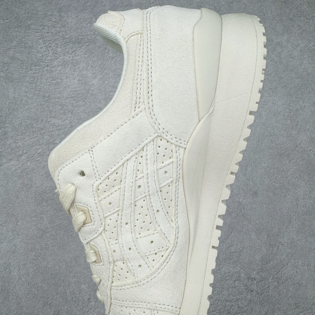 图片[7]-＃纯原福利 Asics Gel-Lyte III 亚瑟士3代系列低帮经典复古休闲运动跑步鞋 伴随着复古跑鞋的再度盛行，让不少运动品牌都将自家经典鞋款重新带回，ASICS 亚瑟士这两年受到众多球鞋爱好者追捧。近期，ASICS 亚瑟士以自己经典的 GEL-LYTE III OG 为蓝本推出了两双全新配色。第一双选择了灰色、藏蓝色和蒂芙尼蓝色拼接呈现，随之妆点一抹粉色，使整双鞋低调又不失细节。材质选择了大面积麂皮与网眼面料打造，保证了质感与透气性兼备。最后以略微泛黄的中底收尾，完善整体设计。另一双以深浅不同的卡其色打造鞋身，缀以淡紫色丰富鞋身细节，想必第一双会更加适合女生上脚。用料与上一双完全相同，提供了优秀的质感。尺码：36 37 37.5 38 39 39.5 40 40.5 41.5 42 42.5 43.5 44 45-选品中心