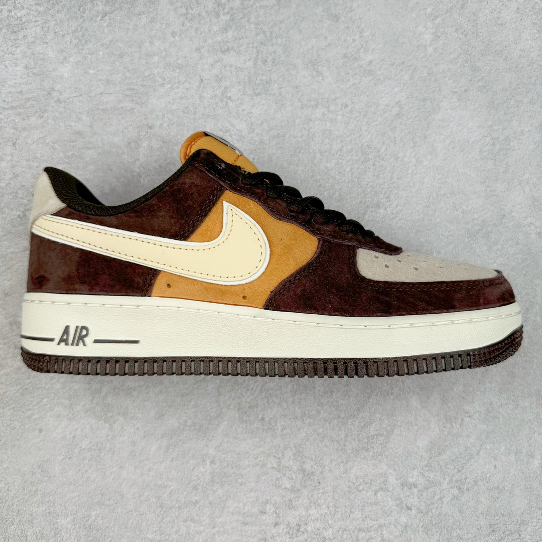 NK Air Force 1´07 Low 空军一号低帮百搭休闲运动板鞋 NT9986-008 柔软、弹性十足的缓震性能和出色的中底设计 横跨复古与现代的外型结合 造就出风靡全球 三十多年的Force 1 直到今天还深受青睐 尺码:36 36.5 37.5 38 38.5 39 40 40.5 41 42 42.5 43 44 44.5 45-选品中心
