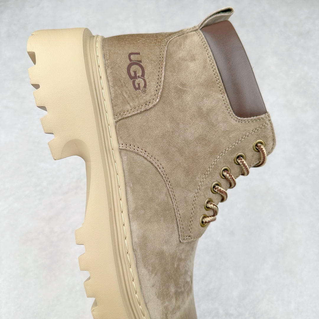 图片[6]-UGG 2024秋冬新品（毛绒一体内里保暖锁热🔥）秋冬必备 户外中帮休闲马丁靴雪地靴 代购专供品质 面料采用进口头层牛皮材质 鞋内里采用🔥毛茸一体内里保暖锁热。外置高弹Modern 外置防滑橡塑发泡超轻大底 系带设计 穿脱十分方便 采用TPU模压定型真皮鞋面材质#EVA轻翼外底防滑,耐磨性和良好的弹性！美国轻奢品牌【UGG】 Tasman Weather Hybrid 塔斯曼混合系列户外中帮休闲马丁靴雪地靴 尺码：39 40 41 42 43 44-选品中心