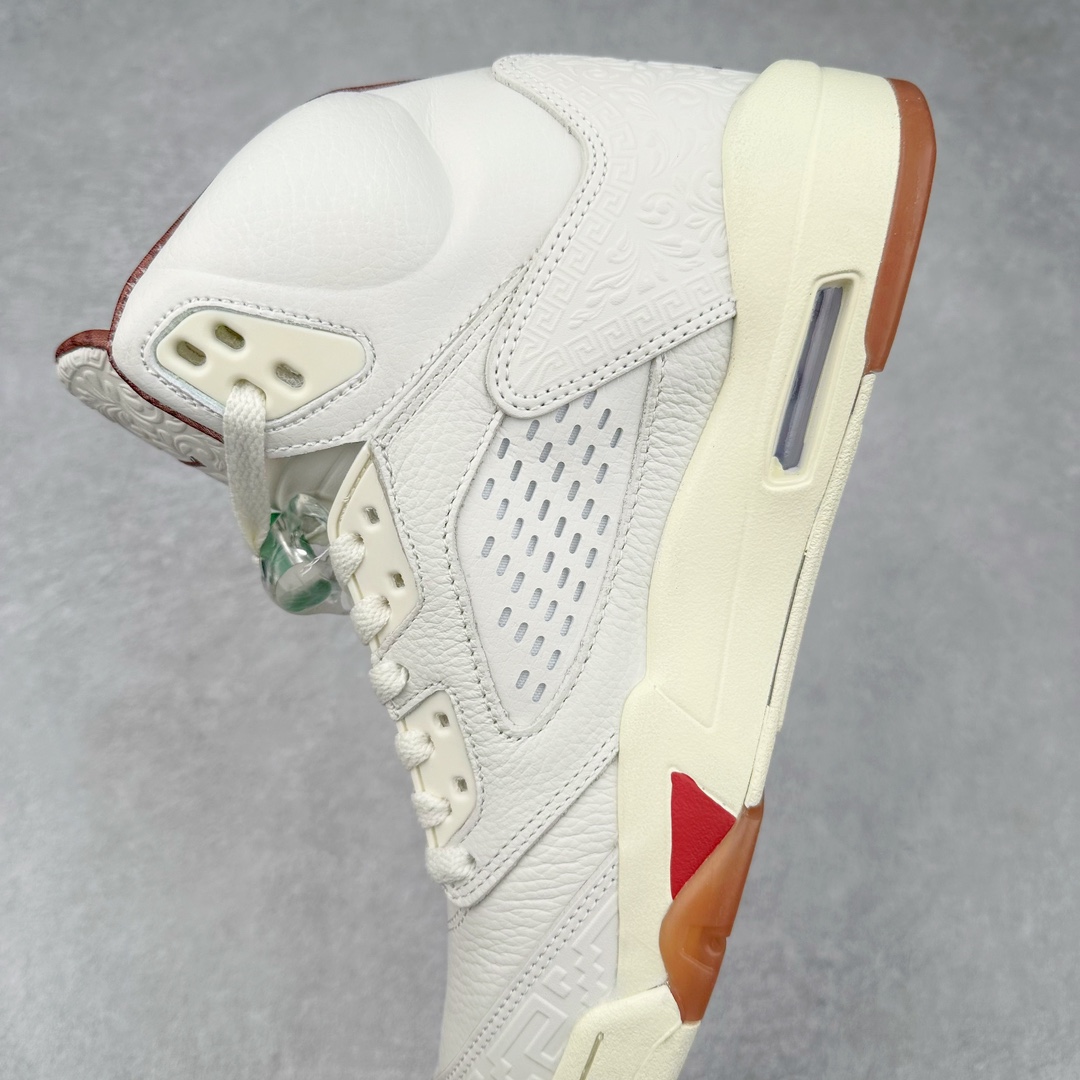 图片[7]-＃NC版 Air Jordan AJ5 Retro 白绿 HF8833-100 外贸订单 全套原纸板楦头开发 确保原汁原味 完美呈现五代版型 定制优质皮料 完美鞋型匹配公司货 正确TPU鞋舌锁扣 最新原厂底模 大底卡色咬花完美 鞋柜必备鞋款 终端现货供应 尺码：40 40.5 41 42 42.5 43 44 44.5 45 46 47.5-选品中心