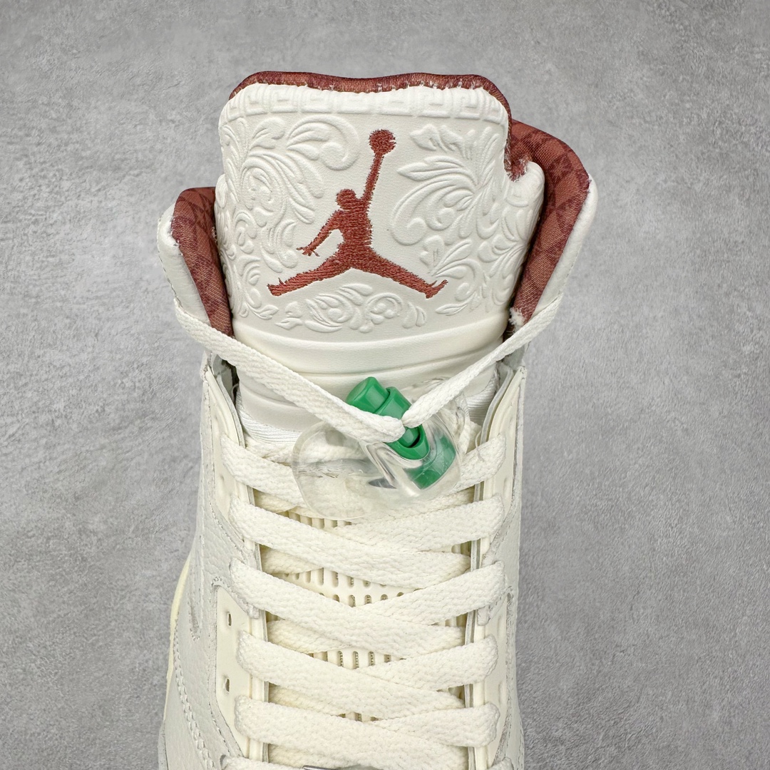 图片[5]-＃NC版 Air Jordan AJ5 Retro 白绿 HF8833-100 外贸订单 全套原纸板楦头开发 确保原汁原味 完美呈现五代版型 定制优质皮料 完美鞋型匹配公司货 正确TPU鞋舌锁扣 最新原厂底模 大底卡色咬花完美 鞋柜必备鞋款 终端现货供应 尺码：40 40.5 41 42 42.5 43 44 44.5 45 46 47.5-选品中心