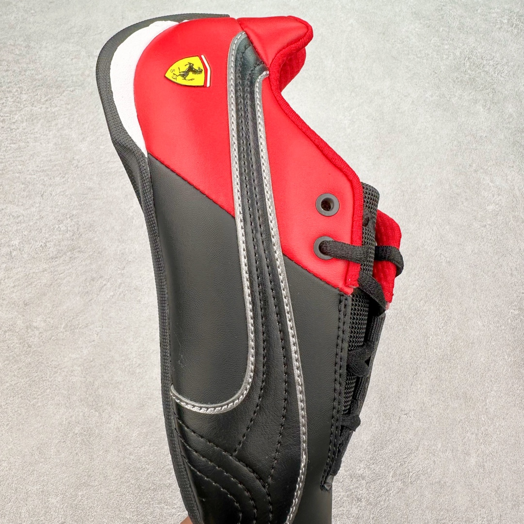 图片[6]-PUMA Speedca OG 彪马极速赛车系列低帮德训风拼接复古百搭休闲运动赛车鞋 鞋款从80、90年代赛车手所穿的防火赛车鞋为原型，鞋身线条模仿了赛车的流线廓形，体现了空气动力学原理的结构。简约流畅的外观，恰好又和贯穿其中的Formstrip Logo融合恰到好处，视觉上细节丰富且协调。本次Speedcat OG鞋款归来，最大看点自然式保留了窄版鞋型以及薄底构造。这两年各品牌鞋底越做越厚，Speedcat反其道而行之，上脚几乎无鞋底的效果带来耳目一新的视觉体验。鞋面依旧是以质感细腻的麂皮材质打造，并且大面积近乎全包裹的使用，复古味道也愈发浓烈。配色上更是将最原始的黑色和红色带回，向F1赛车队的标志性队服致敬。相信让各位一眼种草的更多是出挑的大红色，上脚即可瞬间点亮整体造型，在以球鞋为核心的OOTD中脱颖而出。而另一款黑色则是低调的万金油，彰显新潮个性的同时又不喧宾夺主，也是热爱简约系穿搭朋友的首选。 尺码：35.5 36 37 37.5 38 38.5 39 40 40.5 41 42 42.5 43 44 44.5 45-选品中心