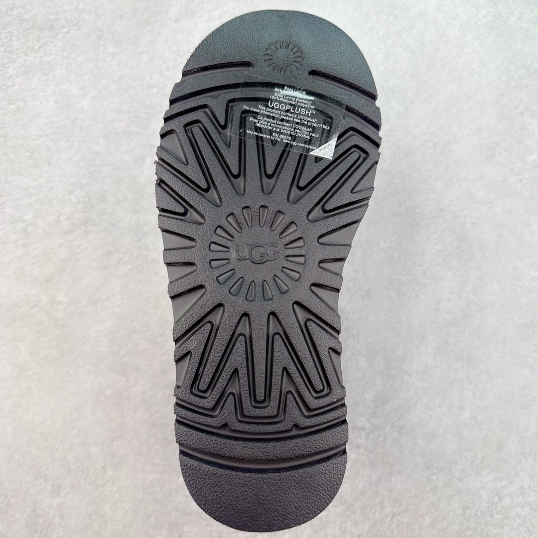 图片[9]-＃K版 UGG 8170经典秋冬羊皮毛一体雪地靴 私人订单价格匠心定位 桑坡八年大厂直供 拒绝高利润 区别杀猪版本 隆丰A级澳洲进口羊皮毛一体 完全遵循ZP工艺流程 代工厂原厂版师 秉承无原鞋不开发选择 注重每一处细节 市面最正版型 TREADLITE\\\”轻翼\\\”科技外底 轻便/耐用/柔韧/桩型【售后郑重承诺】一个月内若出现重大脱胶/断底等质量问题 直接为您换新 翻毛皮鞋面 细腻亲肤再生聚酯纤维滚边 舒适易打理 保暖性佳 UGG plush™ 里衬和内底 茸软亲肤 舒适暖足 经典鞋型搭配轻盈厚底 稳稳拿捏秋冬出街时髦造型 Treadlite by UGG 轻翼大底 轻盈缓震 为双足减负 舒适轻便 助你轻松畅玩整天 尺码：35 36 37 38 39 40-选品中心