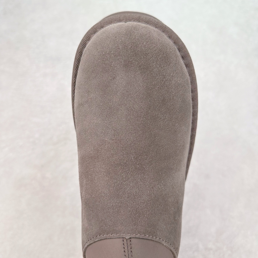 图片[4]-＃K版 UGG 8170经典秋冬羊皮毛一体雪地靴 私人订单价格匠心定位 桑坡八年大厂直供 拒绝高利润 区别杀猪版本 隆丰A级澳洲进口羊皮毛一体 完全遵循ZP工艺流程 代工厂原厂版师 秉承无原鞋不开发选择 注重每一处细节 市面最正版型 TREADLITE\\\”轻翼\\\”科技外底 轻便/耐用/柔韧/桩型【售后郑重承诺】一个月内若出现重大脱胶/断底等质量问题 直接为您换新 翻毛皮鞋面 细腻亲肤再生聚酯纤维滚边 舒适易打理 保暖性佳 UGG plush™ 里衬和内底 茸软亲肤 舒适暖足 经典鞋型搭配轻盈厚底 稳稳拿捏秋冬出街时髦造型 Treadlite by UGG 轻翼大底 轻盈缓震 为双足减负 舒适轻便 助你轻松畅玩整天 尺码：35 36 37 38 39 40-选品中心