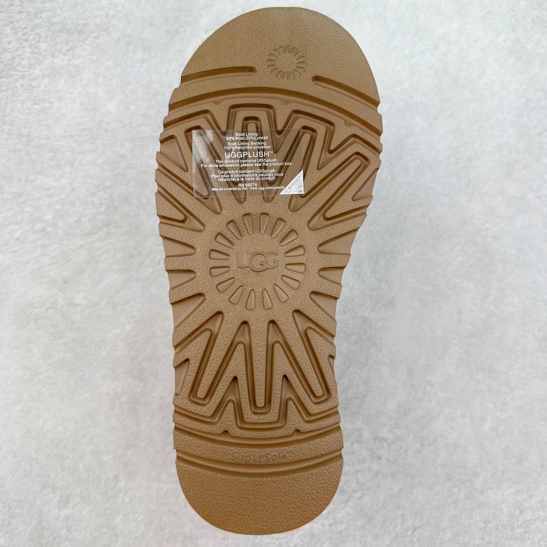 图片[9]-＃K版 UGG 8170经典秋冬羊皮毛一体雪地靴 私人订单价格匠心定位 桑坡八年大厂直供 拒绝高利润 区别杀猪版本 隆丰A级澳洲进口羊皮毛一体 完全遵循ZP工艺流程 代工厂原厂版师 秉承无原鞋不开发选择 注重每一处细节 市面最正版型 TREADLITE\\\”轻翼\\\”科技外底 轻便/耐用/柔韧/桩型【售后郑重承诺】一个月内若出现重大脱胶/断底等质量问题 直接为您换新 翻毛皮鞋面 细腻亲肤再生聚酯纤维滚边 舒适易打理 保暖性佳 UGG plush™ 里衬和内底 茸软亲肤 舒适暖足 经典鞋型搭配轻盈厚底 稳稳拿捏秋冬出街时髦造型 Treadlite by UGG 轻翼大底 轻盈缓震 为双足减负 舒适轻便 助你轻松畅玩整天 尺码：35 36 37 38 39 40-选品中心