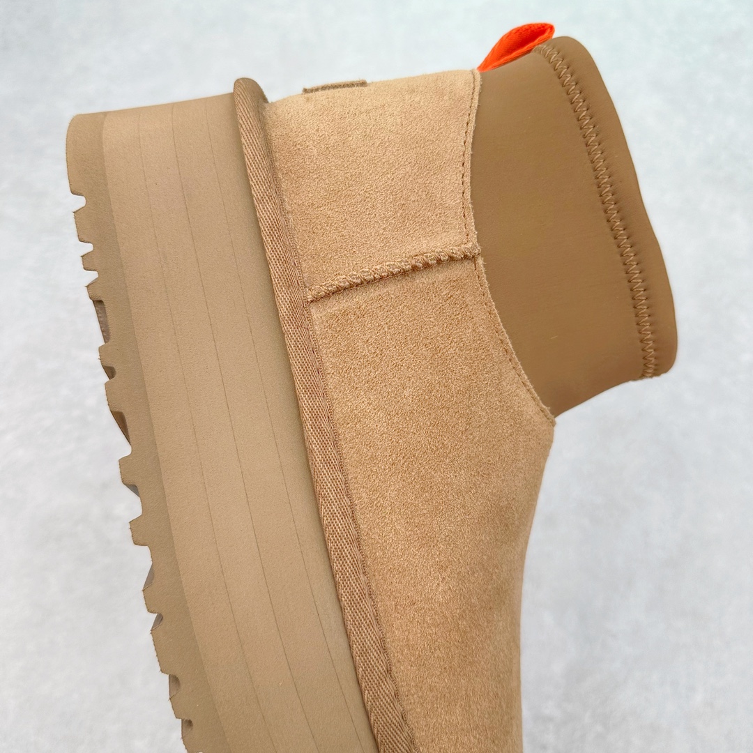 图片[6]-＃K版 UGG 8170经典秋冬羊皮毛一体雪地靴 私人订单价格匠心定位 桑坡八年大厂直供 拒绝高利润 区别杀猪版本 隆丰A级澳洲进口羊皮毛一体 完全遵循ZP工艺流程 代工厂原厂版师 秉承无原鞋不开发选择 注重每一处细节 市面最正版型 TREADLITE\\\”轻翼\\\”科技外底 轻便/耐用/柔韧/桩型【售后郑重承诺】一个月内若出现重大脱胶/断底等质量问题 直接为您换新 翻毛皮鞋面 细腻亲肤再生聚酯纤维滚边 舒适易打理 保暖性佳 UGG plush™ 里衬和内底 茸软亲肤 舒适暖足 经典鞋型搭配轻盈厚底 稳稳拿捏秋冬出街时髦造型 Treadlite by UGG 轻翼大底 轻盈缓震 为双足减负 舒适轻便 助你轻松畅玩整天 尺码：35 36 37 38 39 40-选品中心