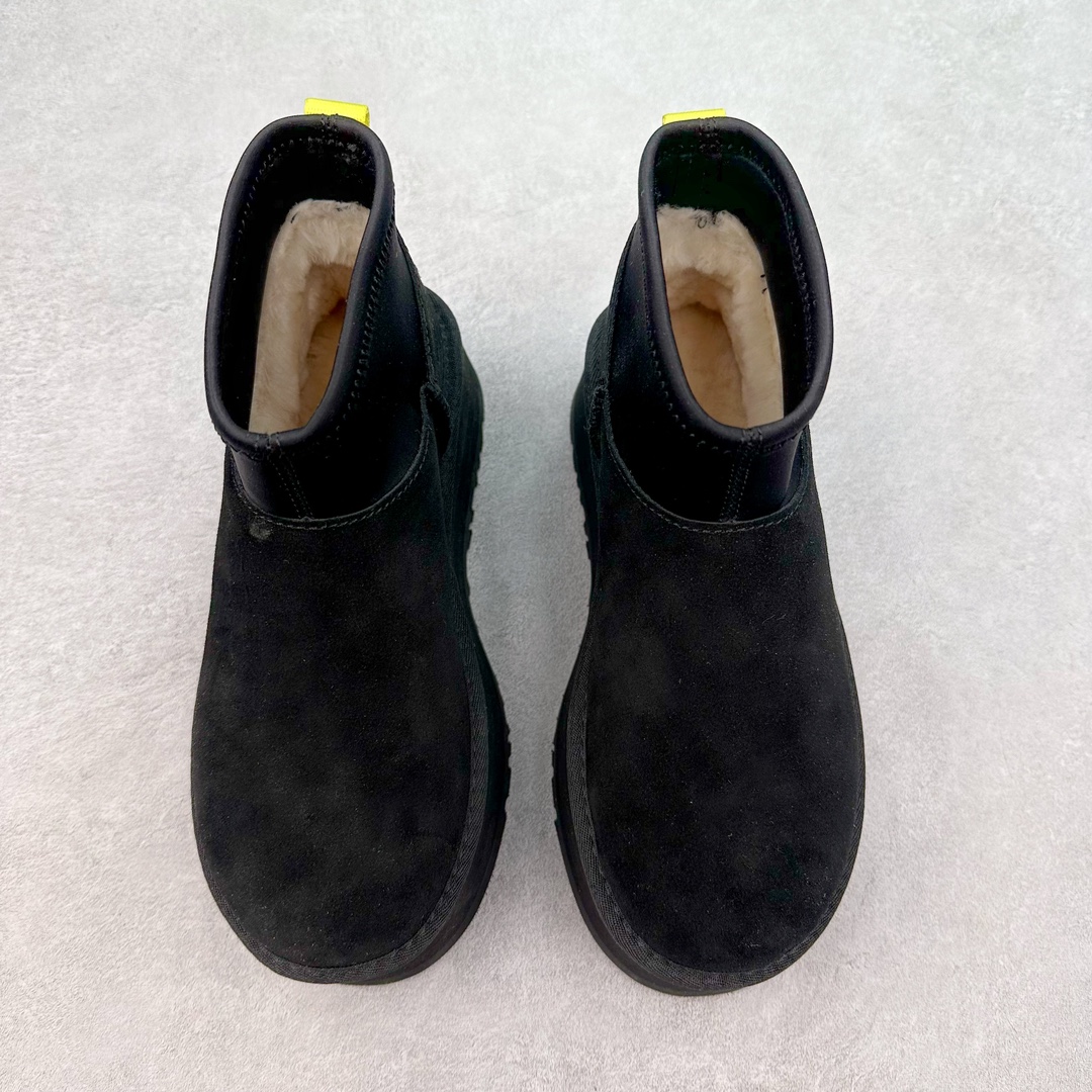 图片[2]-＃K版 UGG 8170经典秋冬羊皮毛一体雪地靴 私人订单价格匠心定位 桑坡八年大厂直供 拒绝高利润 区别杀猪版本 隆丰A级澳洲进口羊皮毛一体 完全遵循ZP工艺流程 代工厂原厂版师 秉承无原鞋不开发选择 注重每一处细节 市面最正版型 TREADLITE\\\”轻翼\\\”科技外底 轻便/耐用/柔韧/桩型【售后郑重承诺】一个月内若出现重大脱胶/断底等质量问题 直接为您换新 翻毛皮鞋面 细腻亲肤再生聚酯纤维滚边 舒适易打理 保暖性佳 UGG plush™ 里衬和内底 茸软亲肤 舒适暖足 经典鞋型搭配轻盈厚底 稳稳拿捏秋冬出街时髦造型 Treadlite by UGG 轻翼大底 轻盈缓震 为双足减负 舒适轻便 助你轻松畅玩整天 尺码：35 36 37 38 39 40-选品中心