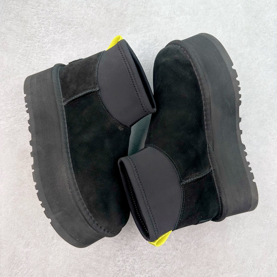 图片[3]-＃K版 UGG 8170经典秋冬羊皮毛一体雪地靴 私人订单价格匠心定位 桑坡八年大厂直供 拒绝高利润 区别杀猪版本 隆丰A级澳洲进口羊皮毛一体 完全遵循ZP工艺流程 代工厂原厂版师 秉承无原鞋不开发选择 注重每一处细节 市面最正版型 TREADLITE\\\”轻翼\\\”科技外底 轻便/耐用/柔韧/桩型【售后郑重承诺】一个月内若出现重大脱胶/断底等质量问题 直接为您换新 翻毛皮鞋面 细腻亲肤再生聚酯纤维滚边 舒适易打理 保暖性佳 UGG plush™ 里衬和内底 茸软亲肤 舒适暖足 经典鞋型搭配轻盈厚底 稳稳拿捏秋冬出街时髦造型 Treadlite by UGG 轻翼大底 轻盈缓震 为双足减负 舒适轻便 助你轻松畅玩整天 尺码：35 36 37 38 39 40-选品中心