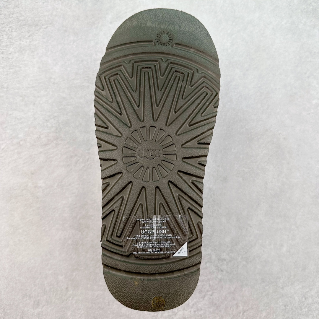 图片[9]-＃K版 UGG 2553经典秋冬羊皮毛一体雪地靴 私人订单价格匠心定位 桑坡八年大厂直供 拒绝高利润 区别杀猪版本 隆丰A级澳洲进口羊皮毛一体 完全遵循ZP工艺流程 代工厂原厂版师 秉承无原鞋不开发选择 注重每一处细节 市面最正版型 TREADLITE\\\”轻翼\\\”科技外底 轻便/耐用/柔韧/桩型【售后郑重承诺】一个月内若出现重大脱胶/断底等质量问题 直接为您换新 翻毛皮鞋面 细腻亲肤再生聚酯纤维滚边 舒适易打理 保暖性佳 UGG plush™ 里衬和内底 茸软亲肤 舒适暖足 经典鞋型搭配轻盈厚底 稳稳拿捏秋冬出街时髦造型 Treadlite by UGG 轻翼大底 轻盈缓震 为双足减负 舒适轻便 助你轻松畅玩整天 尺码：35 36 37 38 39 40-选品中心