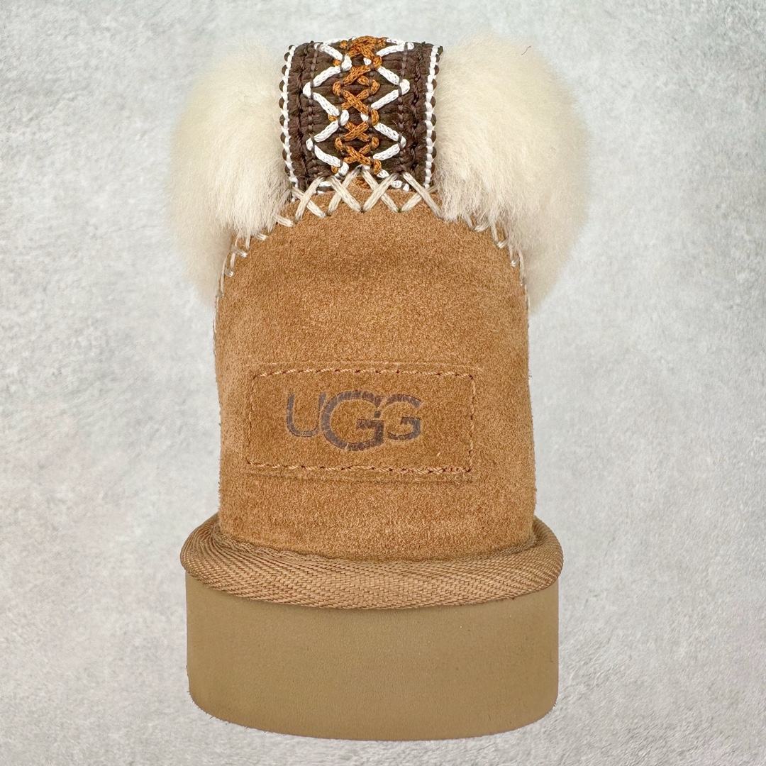 图片[8]-＃K版 UGG 8224经典秋冬羊皮毛一体雪地靴 私人订单价格匠心定位 桑坡八年大厂直供 拒绝高利润 区别杀猪版本 隆丰A级澳洲进口羊皮毛一体 完全遵循ZP工艺流程 代工厂原厂版师 秉承无原鞋不开发选择 注重每一处细节 市面最正版型 TREADLITE\\\”轻翼\\\”科技外底 轻便/耐用/柔韧/桩型【售后郑重承诺】一个月内若出现重大脱胶/断底等质量问题 直接为您换新 翻毛皮鞋面 细腻亲肤再生聚酯纤维滚边 舒适易打理 保暖性佳 UGG plush™ 里衬和内底 茸软亲肤 舒适暖足 经典鞋型搭配轻盈厚底 稳稳拿捏秋冬出街时髦造型 Treadlite by UGG 轻翼大底 轻盈缓震 为双足减负 舒适轻便 助你轻松畅玩整天 尺码：35 36 37 38 39 40-选品中心