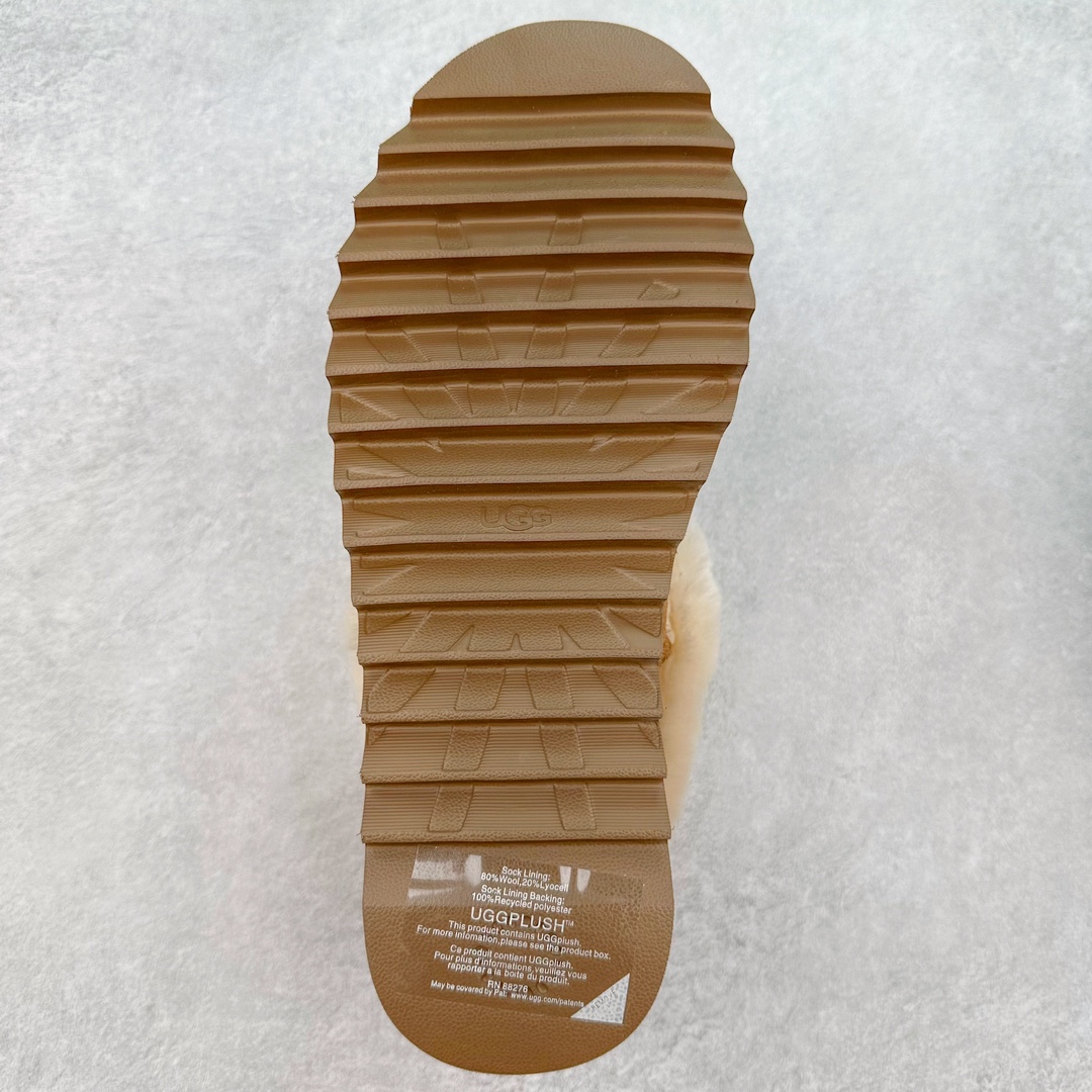 图片[9]-＃K版 UGG 6733经典秋冬羊皮毛一体雪地靴 私人订单价格匠心定位 桑坡八年大厂直供 拒绝高利润 区别杀猪版本 隆丰A级澳洲进口羊皮毛一体 完全遵循ZP工艺流程 代工厂原厂版师 秉承无原鞋不开发选择 注重每一处细节 市面最正版型 TREADLITE\\\”轻翼\\\”科技外底 轻便/耐用/柔韧/桩型【售后郑重承诺】一个月内若出现重大脱胶/断底等质量问题 直接为您换新 翻毛皮鞋面 细腻亲肤再生聚酯纤维滚边 舒适易打理 保暖性佳 UGG plush™ 里衬和内底 茸软亲肤 舒适暖足 经典鞋型搭配轻盈厚底 稳稳拿捏秋冬出街时髦造型 Treadlite by UGG 轻翼大底 轻盈缓震 为双足减负 舒适轻便 助你轻松畅玩整天 尺码：35 36 37 38 39 40-选品中心