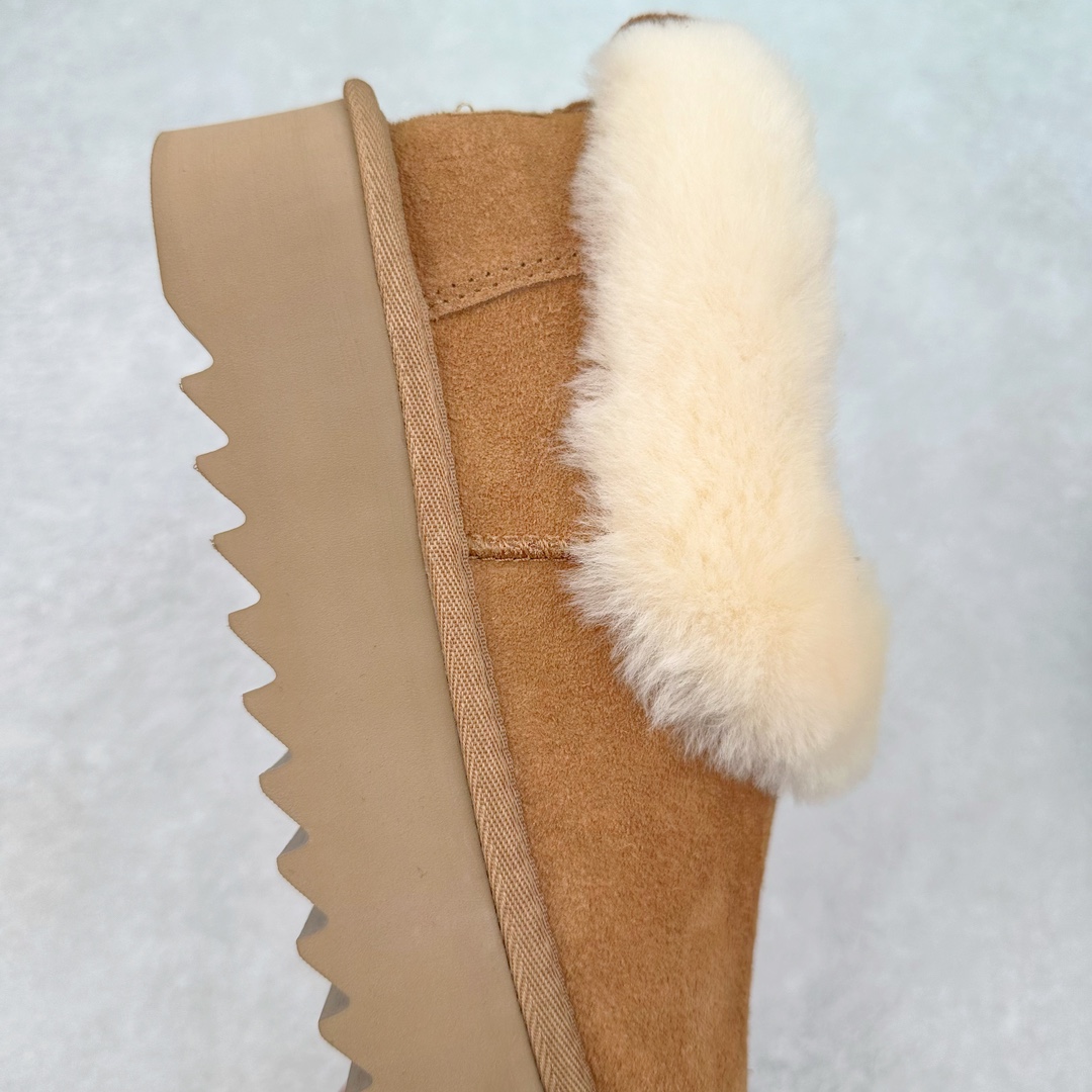 图片[6]-＃K版 UGG 6733经典秋冬羊皮毛一体雪地靴 私人订单价格匠心定位 桑坡八年大厂直供 拒绝高利润 区别杀猪版本 隆丰A级澳洲进口羊皮毛一体 完全遵循ZP工艺流程 代工厂原厂版师 秉承无原鞋不开发选择 注重每一处细节 市面最正版型 TREADLITE\\\”轻翼\\\”科技外底 轻便/耐用/柔韧/桩型【售后郑重承诺】一个月内若出现重大脱胶/断底等质量问题 直接为您换新 翻毛皮鞋面 细腻亲肤再生聚酯纤维滚边 舒适易打理 保暖性佳 UGG plush™ 里衬和内底 茸软亲肤 舒适暖足 经典鞋型搭配轻盈厚底 稳稳拿捏秋冬出街时髦造型 Treadlite by UGG 轻翼大底 轻盈缓震 为双足减负 舒适轻便 助你轻松畅玩整天 尺码：35 36 37 38 39 40-选品中心