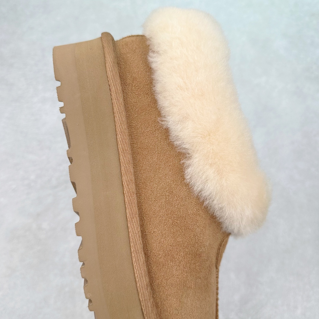 图片[6]-＃K版 UGG 4810经典秋冬羊皮毛一体雪地靴 私人订单价格匠心定位 桑坡八年大厂直供 拒绝高利润 区别杀猪版本 隆丰A级澳洲进口羊皮毛一体 完全遵循ZP工艺流程 代工厂原厂版师 秉承无原鞋不开发选择 注重每一处细节 市面最正版型 TREADLITE\\\”轻翼\\\”科技外底 轻便/耐用/柔韧/桩型【售后郑重承诺】一个月内若出现重大脱胶/断底等质量问题 直接为您换新 翻毛皮鞋面 细腻亲肤再生聚酯纤维滚边 舒适易打理 保暖性佳 UGG plush™ 里衬和内底 茸软亲肤 舒适暖足 经典鞋型搭配轻盈厚底 稳稳拿捏秋冬出街时髦造型 Treadlite by UGG 轻翼大底 轻盈缓震 为双足减负 舒适轻便 助你轻松畅玩整天 尺码：35 36 37 38 39 40-选品中心