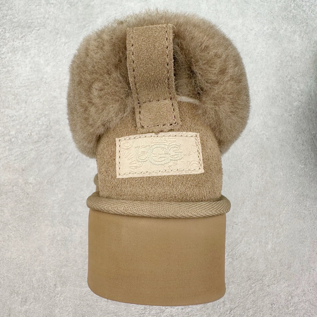 图片[8]-＃K版 UGG 6733经典秋冬羊皮毛一体雪地靴 私人订单价格匠心定位 桑坡八年大厂直供 拒绝高利润 区别杀猪版本 隆丰A级澳洲进口羊皮毛一体 完全遵循ZP工艺流程 代工厂原厂版师 秉承无原鞋不开发选择 注重每一处细节 市面最正版型 TREADLITE\\\”轻翼\\\”科技外底 轻便/耐用/柔韧/桩型【售后郑重承诺】一个月内若出现重大脱胶/断底等质量问题 直接为您换新 翻毛皮鞋面 细腻亲肤再生聚酯纤维滚边 舒适易打理 保暖性佳 UGG plush™ 里衬和内底 茸软亲肤 舒适暖足 经典鞋型搭配轻盈厚底 稳稳拿捏秋冬出街时髦造型 Treadlite by UGG 轻翼大底 轻盈缓震 为双足减负 舒适轻便 助你轻松畅玩整天 尺码：35 36 37 38 39 40-选品中心