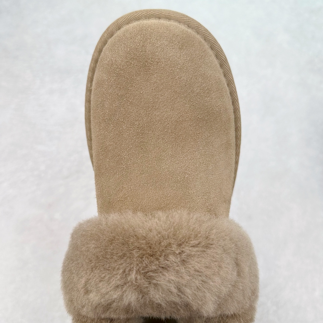 图片[4]-＃K版 UGG 6733经典秋冬羊皮毛一体雪地靴 私人订单价格匠心定位 桑坡八年大厂直供 拒绝高利润 区别杀猪版本 隆丰A级澳洲进口羊皮毛一体 完全遵循ZP工艺流程 代工厂原厂版师 秉承无原鞋不开发选择 注重每一处细节 市面最正版型 TREADLITE\\\”轻翼\\\”科技外底 轻便/耐用/柔韧/桩型【售后郑重承诺】一个月内若出现重大脱胶/断底等质量问题 直接为您换新 翻毛皮鞋面 细腻亲肤再生聚酯纤维滚边 舒适易打理 保暖性佳 UGG plush™ 里衬和内底 茸软亲肤 舒适暖足 经典鞋型搭配轻盈厚底 稳稳拿捏秋冬出街时髦造型 Treadlite by UGG 轻翼大底 轻盈缓震 为双足减负 舒适轻便 助你轻松畅玩整天 尺码：35 36 37 38 39 40-选品中心