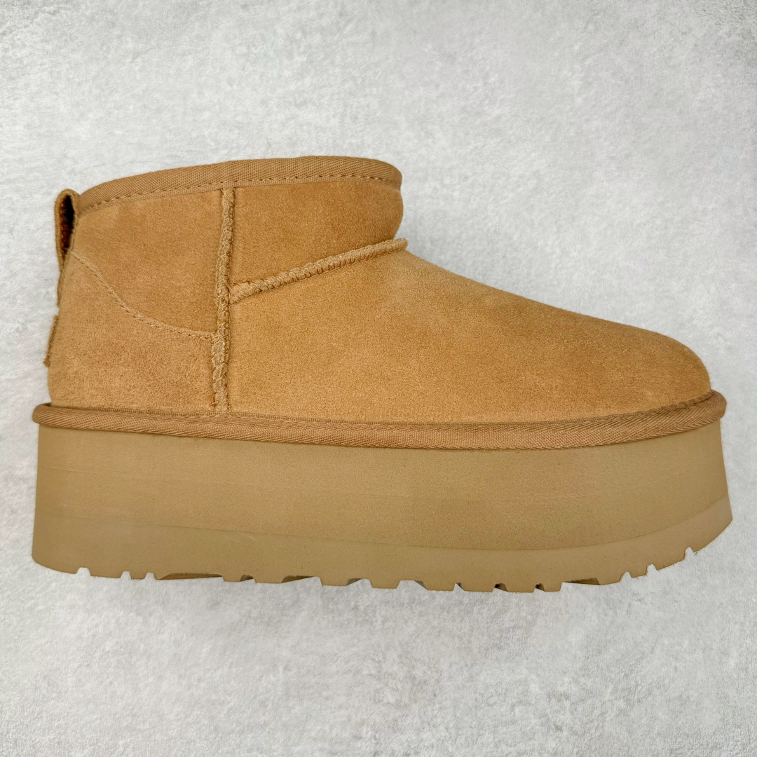 ＃K版 UGG 5092-H经典秋冬羊皮毛一体雪地靴 私人订单价格匠心定位 桑坡八年大厂直供 拒绝高利润 区别杀猪版本 隆丰A级澳洲进口羊皮毛一体 完全遵循ZP工艺流程 代工厂原厂版师 秉承无原鞋不开发选择 注重每一处细节 市面最正版型 TREADLITE\\\”轻翼\\\”科技外底 轻便/耐用/柔韧/桩型【售后郑重承诺】一个月内若出现重大脱胶/断底等质量问题 直接为您换新 翻毛皮鞋面 细腻亲肤再生聚酯纤维滚边 舒适易打理 保暖性佳 UGG plush™ 里衬和内底 茸软亲肤 舒适暖足 经典鞋型搭配轻盈厚底 稳稳拿捏秋冬出街时髦造型 Treadlite by UGG 轻翼大底 轻盈缓震 为双足减负 舒适轻便 助你轻松畅玩整天 尺码：35 36 37 38 39 40-选品中心