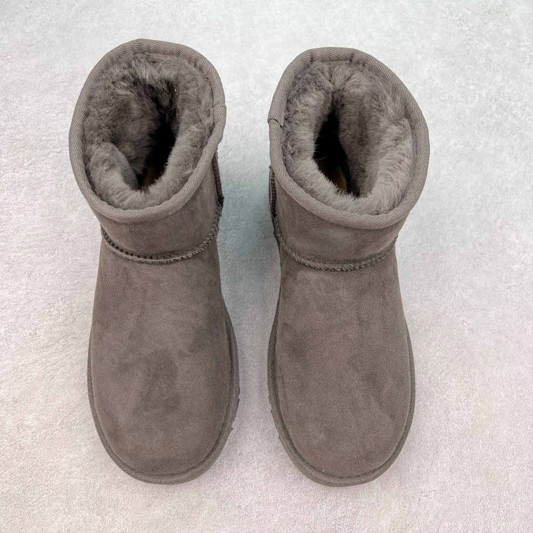 图片[2]-＃桑坡UGG盲盒福利 UGG 经典秋冬羊皮毛一体雪地靴 白菜价亏本清仓套现转新款 机不可失 好好把握 随机一双 只选尺码 商品款式均为上架顶级款式 保证稳赚不赔 无通货 无烂货 会有轻微瑕疵的情况 友情提醒 买到是亏还是赚 每个人定义不同福袋闷包理论上和赌博心理相同玩的就是惊喜 玩的就是心跳活动商品无严重质量问题不退换 桑坡大厂直供 隆丰A级澳洲进口羊皮毛一体 完全遵循ZP工艺流程 代工厂原厂版师 秉承无原鞋不开发选择 注重每一处细节 市面最正版型 TREADLITE\\\”轻翼\\\”科技外底 轻便/耐用/柔韧/桩型 翻毛皮鞋面 细腻亲肤再生聚酯纤维滚边 舒适易打理 保暖性佳 UGG plush™ 里衬和内底 茸软亲肤 舒适暖足 经典鞋型搭配轻盈厚底 稳稳拿捏秋冬出街时髦造型 Treadlite by UGG 轻翼大底 轻盈缓震 为双足减负 舒适轻便 助你轻松畅玩整天 尺码：35 36 37 38 39 40-选品中心