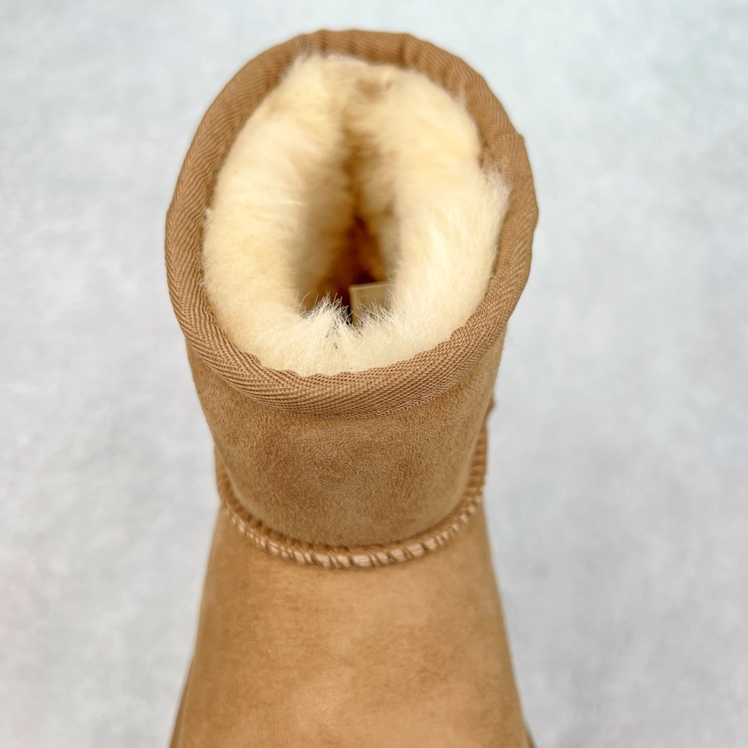 图片[5]-＃K版 UGG 6222经典秋冬羊皮毛一体雪地靴 私人订单价格匠心定位 桑坡八年大厂直供 拒绝高利润 区别杀猪版本 隆丰A级澳洲进口羊皮毛一体 完全遵循ZP工艺流程 代工厂原厂版师 秉承无原鞋不开发选择 注重每一处细节 市面最正版型 TREADLITE\\\”轻翼\\\”科技外底 轻便/耐用/柔韧/桩型【售后郑重承诺】一个月内若出现重大脱胶/断底等质量问题 直接为您换新 翻毛皮鞋面 细腻亲肤再生聚酯纤维滚边 舒适易打理 保暖性佳 UGG plush™ 里衬和内底 茸软亲肤 舒适暖足 经典鞋型搭配轻盈厚底 稳稳拿捏秋冬出街时髦造型 Treadlite by UGG 轻翼大底 轻盈缓震 为双足减负 舒适轻便 助你轻松畅玩整天 尺码：35 36 37 38 39 40-选品中心