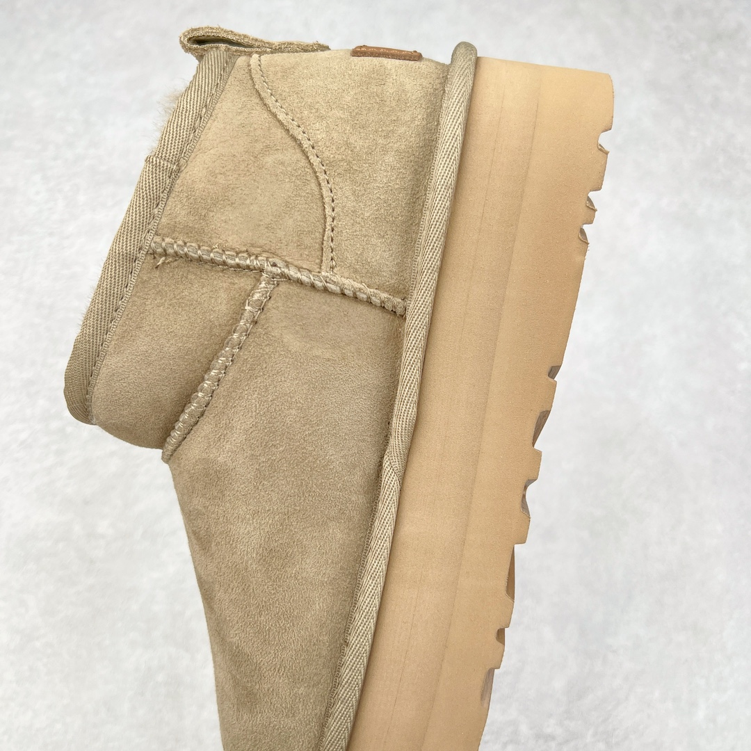 图片[7]-＃K版 UGG 5092经典秋冬羊皮毛一体雪地靴 私人订单价格匠心定位 桑坡八年大厂直供 拒绝高利润 区别杀猪版本 隆丰A级澳洲进口羊皮毛一体 完全遵循ZP工艺流程 代工厂原厂版师 秉承无原鞋不开发选择 注重每一处细节 市面最正版型 TREADLITE\\\”轻翼\\\”科技外底 轻便/耐用/柔韧/桩型【售后郑重承诺】一个月内若出现重大脱胶/断底等质量问题 直接为您换新 翻毛皮鞋面 细腻亲肤再生聚酯纤维滚边 舒适易打理 保暖性佳 UGG plush™ 里衬和内底 茸软亲肤 舒适暖足 经典鞋型搭配轻盈厚底 稳稳拿捏秋冬出街时髦造型 Treadlite by UGG 轻翼大底 轻盈缓震 为双足减负 舒适轻便 助你轻松畅玩整天 尺码：35 36 37 38 39 40-选品中心