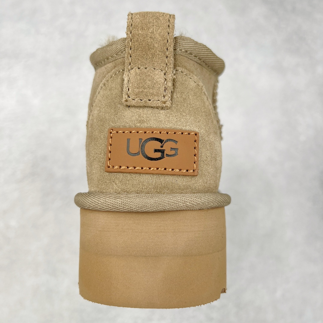 图片[8]-＃K版 UGG 5092经典秋冬羊皮毛一体雪地靴 私人订单价格匠心定位 桑坡八年大厂直供 拒绝高利润 区别杀猪版本 隆丰A级澳洲进口羊皮毛一体 完全遵循ZP工艺流程 代工厂原厂版师 秉承无原鞋不开发选择 注重每一处细节 市面最正版型 TREADLITE\\\”轻翼\\\”科技外底 轻便/耐用/柔韧/桩型【售后郑重承诺】一个月内若出现重大脱胶/断底等质量问题 直接为您换新 翻毛皮鞋面 细腻亲肤再生聚酯纤维滚边 舒适易打理 保暖性佳 UGG plush™ 里衬和内底 茸软亲肤 舒适暖足 经典鞋型搭配轻盈厚底 稳稳拿捏秋冬出街时髦造型 Treadlite by UGG 轻翼大底 轻盈缓震 为双足减负 舒适轻便 助你轻松畅玩整天 尺码：35 36 37 38 39 40-选品中心