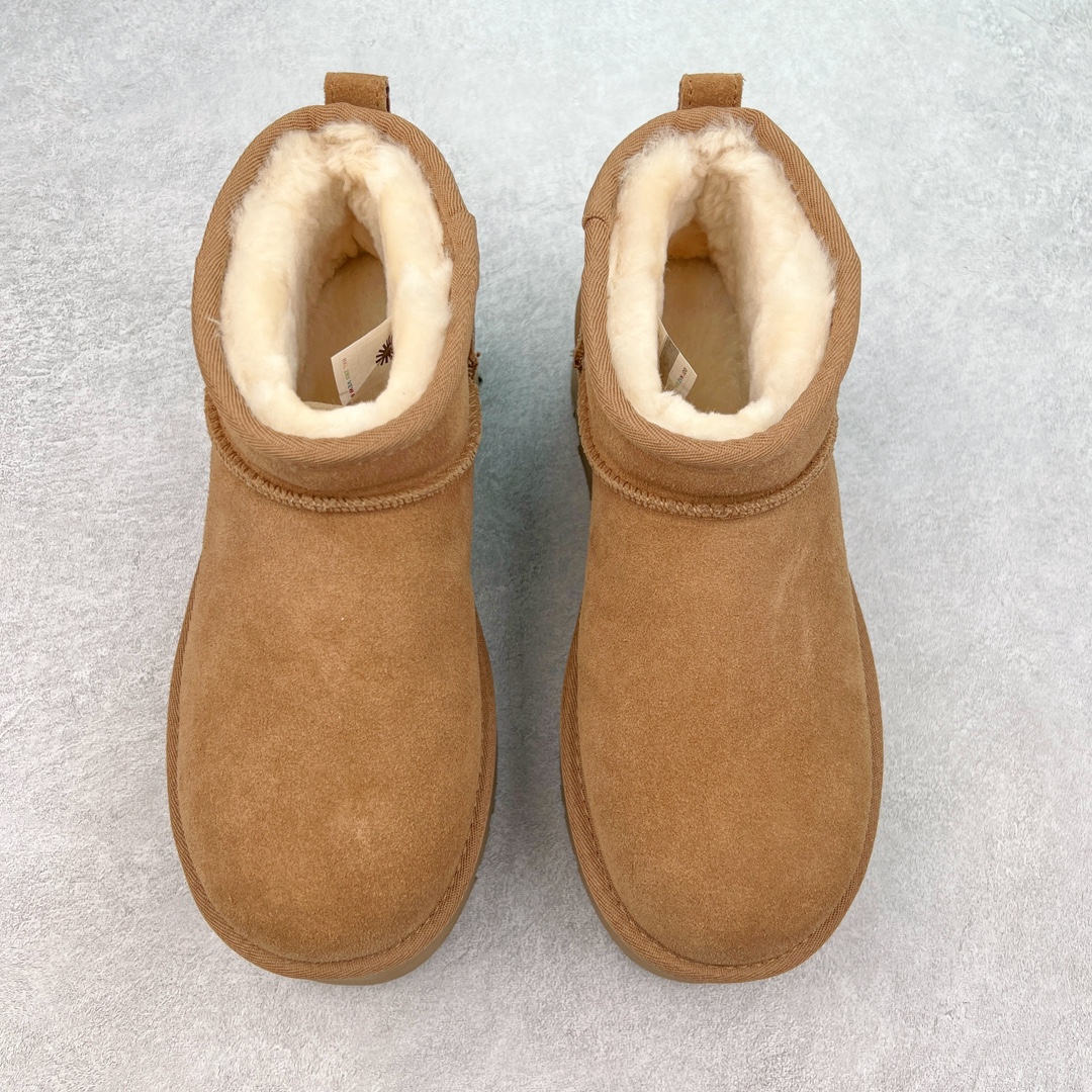 图片[2]-＃K版 UGG 5092-H经典秋冬羊皮毛一体雪地靴 私人订单价格匠心定位 桑坡八年大厂直供 拒绝高利润 区别杀猪版本 隆丰A级澳洲进口羊皮毛一体 完全遵循ZP工艺流程 代工厂原厂版师 秉承无原鞋不开发选择 注重每一处细节 市面最正版型 TREADLITE\\\”轻翼\\\”科技外底 轻便/耐用/柔韧/桩型【售后郑重承诺】一个月内若出现重大脱胶/断底等质量问题 直接为您换新 翻毛皮鞋面 细腻亲肤再生聚酯纤维滚边 舒适易打理 保暖性佳 UGG plush™ 里衬和内底 茸软亲肤 舒适暖足 经典鞋型搭配轻盈厚底 稳稳拿捏秋冬出街时髦造型 Treadlite by UGG 轻翼大底 轻盈缓震 为双足减负 舒适轻便 助你轻松畅玩整天 尺码：35 36 37 38 39 40-选品中心