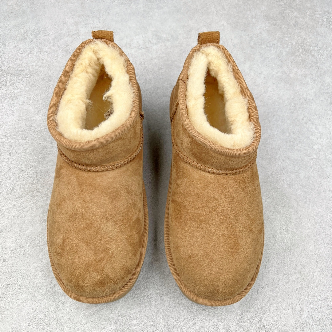 图片[2]-＃K版 UGG 5092经典秋冬羊皮毛一体雪地靴 私人订单价格匠心定位 桑坡八年大厂直供 拒绝高利润 区别杀猪版本 隆丰A级澳洲进口羊皮毛一体 完全遵循ZP工艺流程 代工厂原厂版师 秉承无原鞋不开发选择 注重每一处细节 市面最正版型 TREADLITE\\\”轻翼\\\”科技外底 轻便/耐用/柔韧/桩型【售后郑重承诺】一个月内若出现重大脱胶/断底等质量问题 直接为您换新 翻毛皮鞋面 细腻亲肤再生聚酯纤维滚边 舒适易打理 保暖性佳 UGG plush™ 里衬和内底 茸软亲肤 舒适暖足 经典鞋型搭配轻盈厚底 稳稳拿捏秋冬出街时髦造型 Treadlite by UGG 轻翼大底 轻盈缓震 为双足减负 舒适轻便 助你轻松畅玩整天 尺码：35 36 37 38 39 40-选品中心